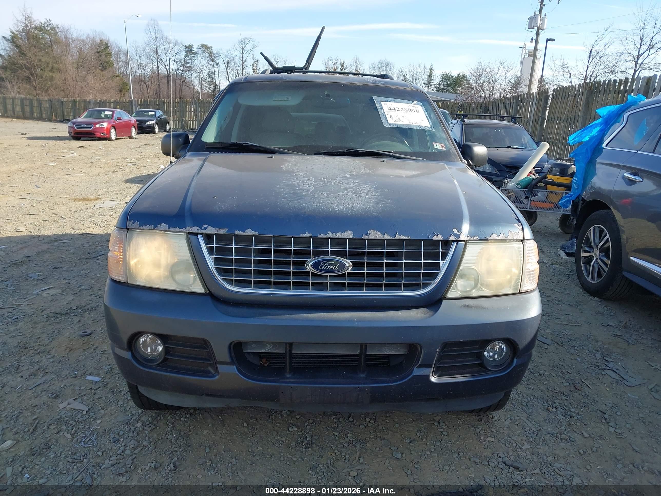 FORD EXPLORER image 6