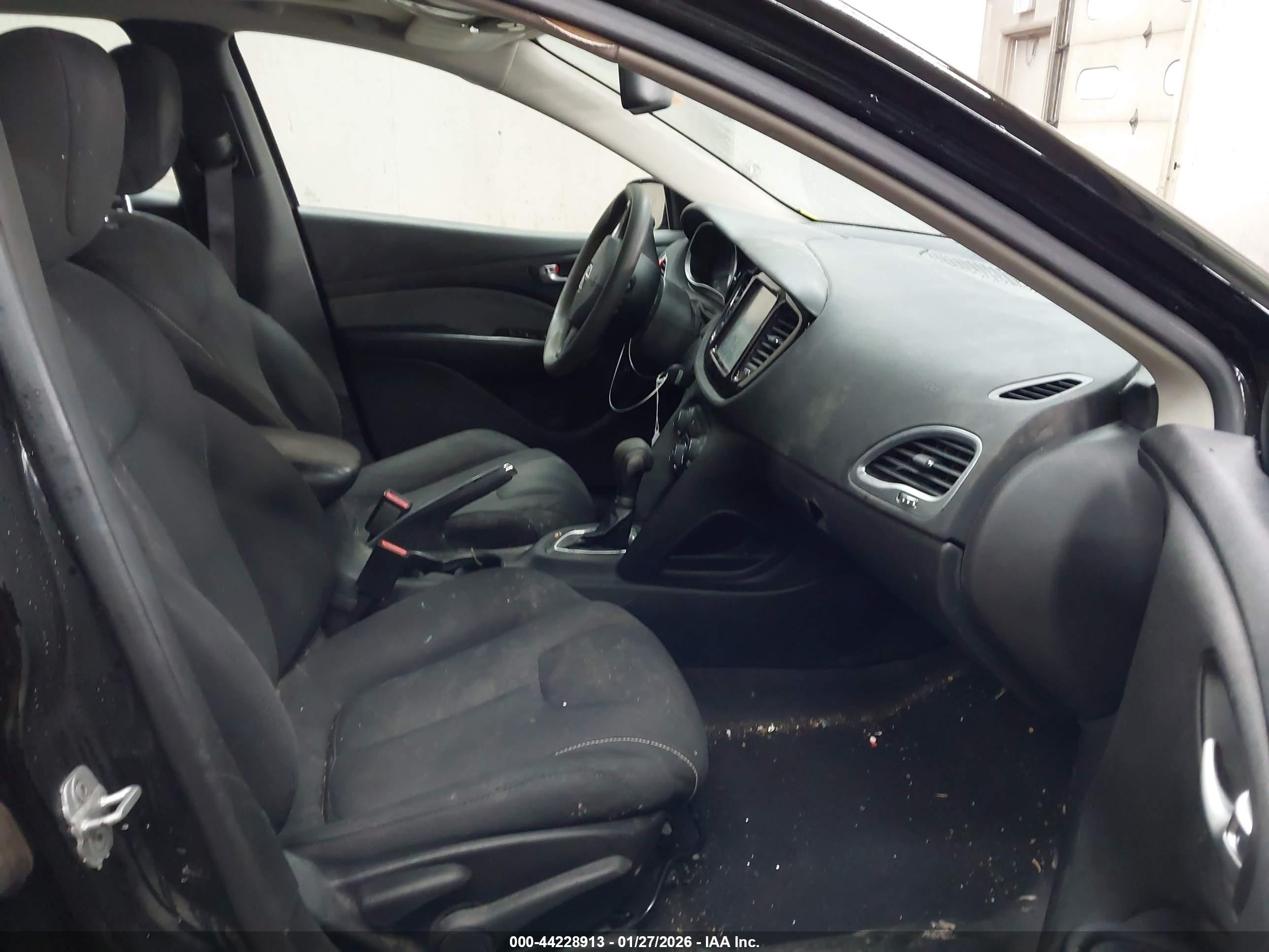 DODGE DART image 5