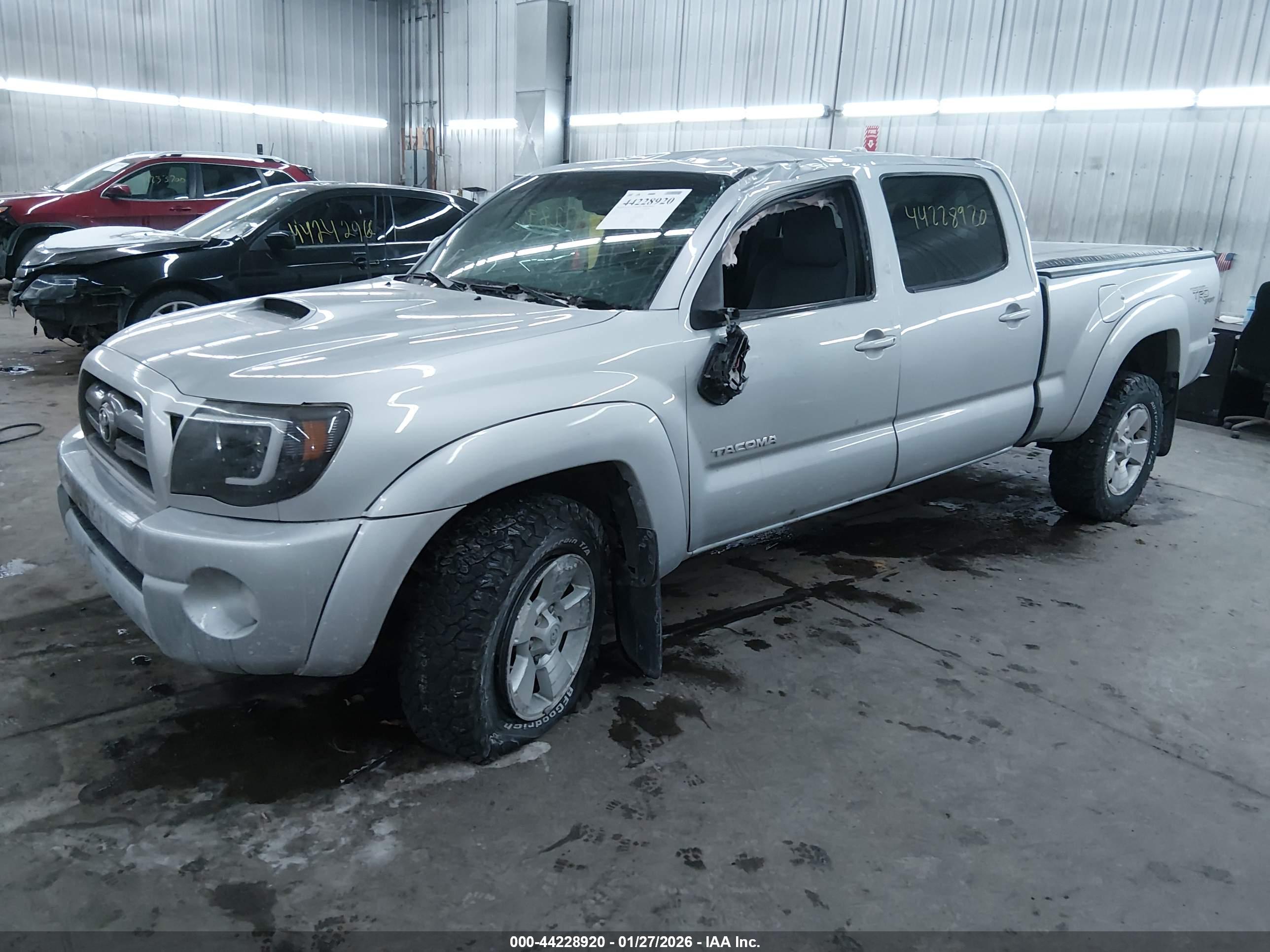 TOYOTA TACOMA image 2