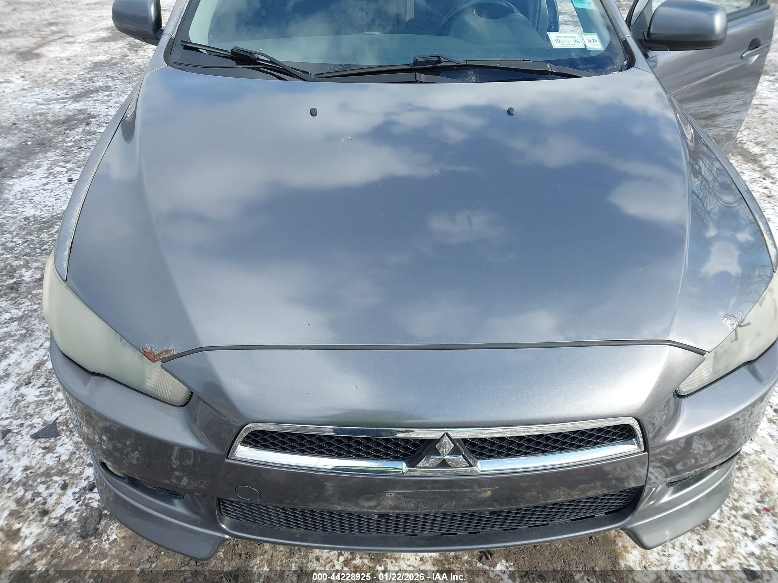 MITSUBISHI LANCER image 10