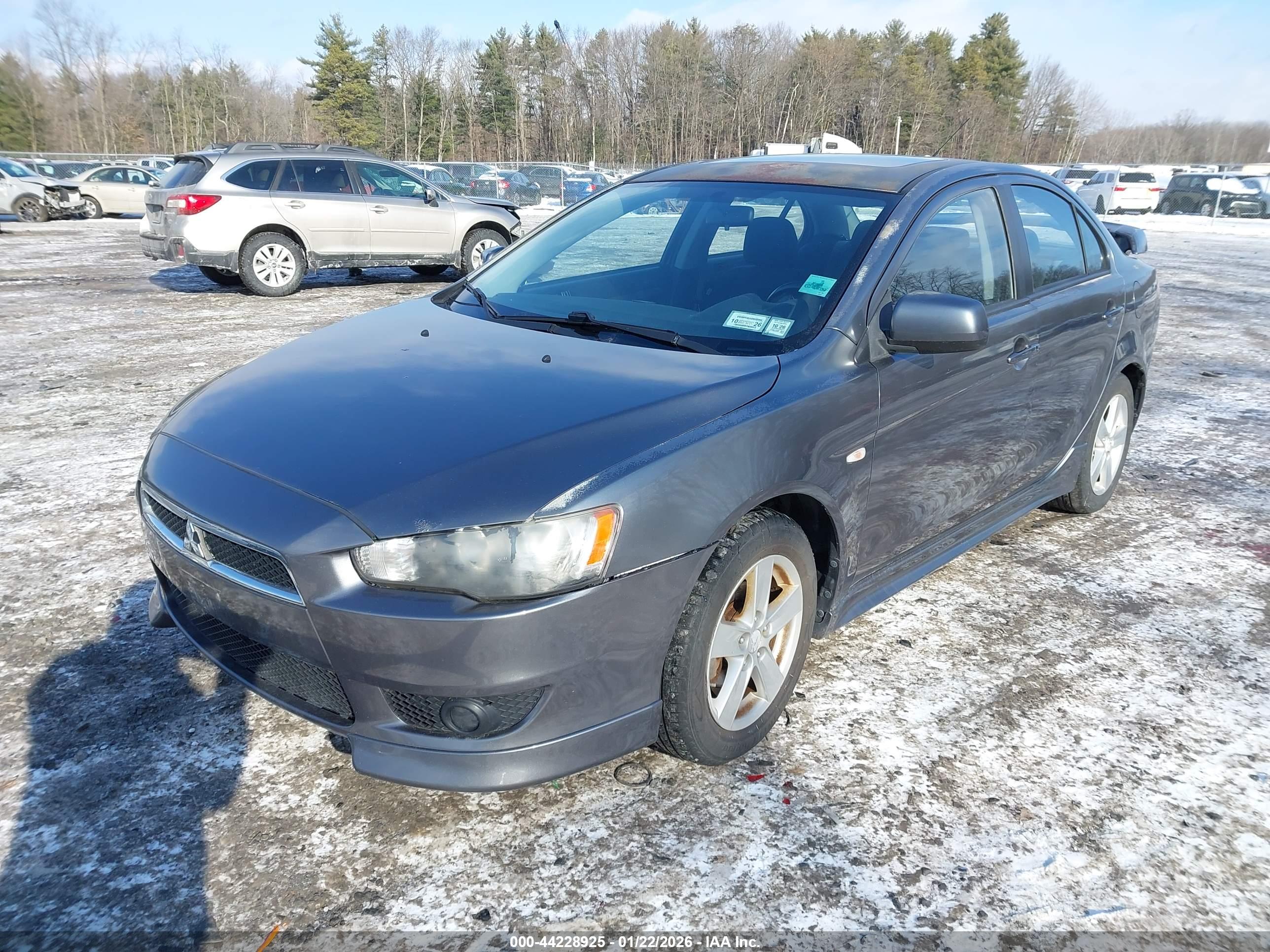 MITSUBISHI LANCER image 2