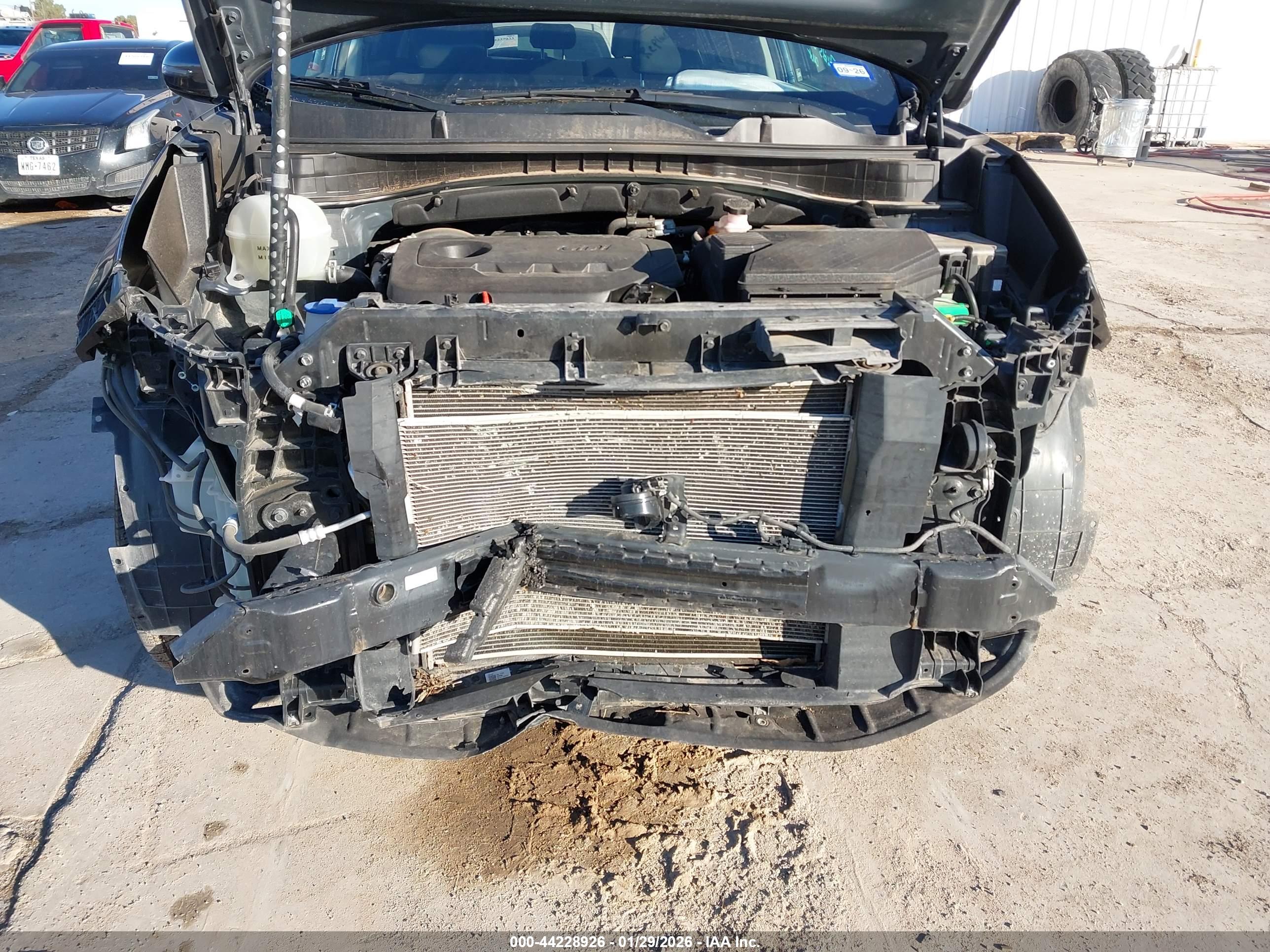 KIA SPORTAGE image 6