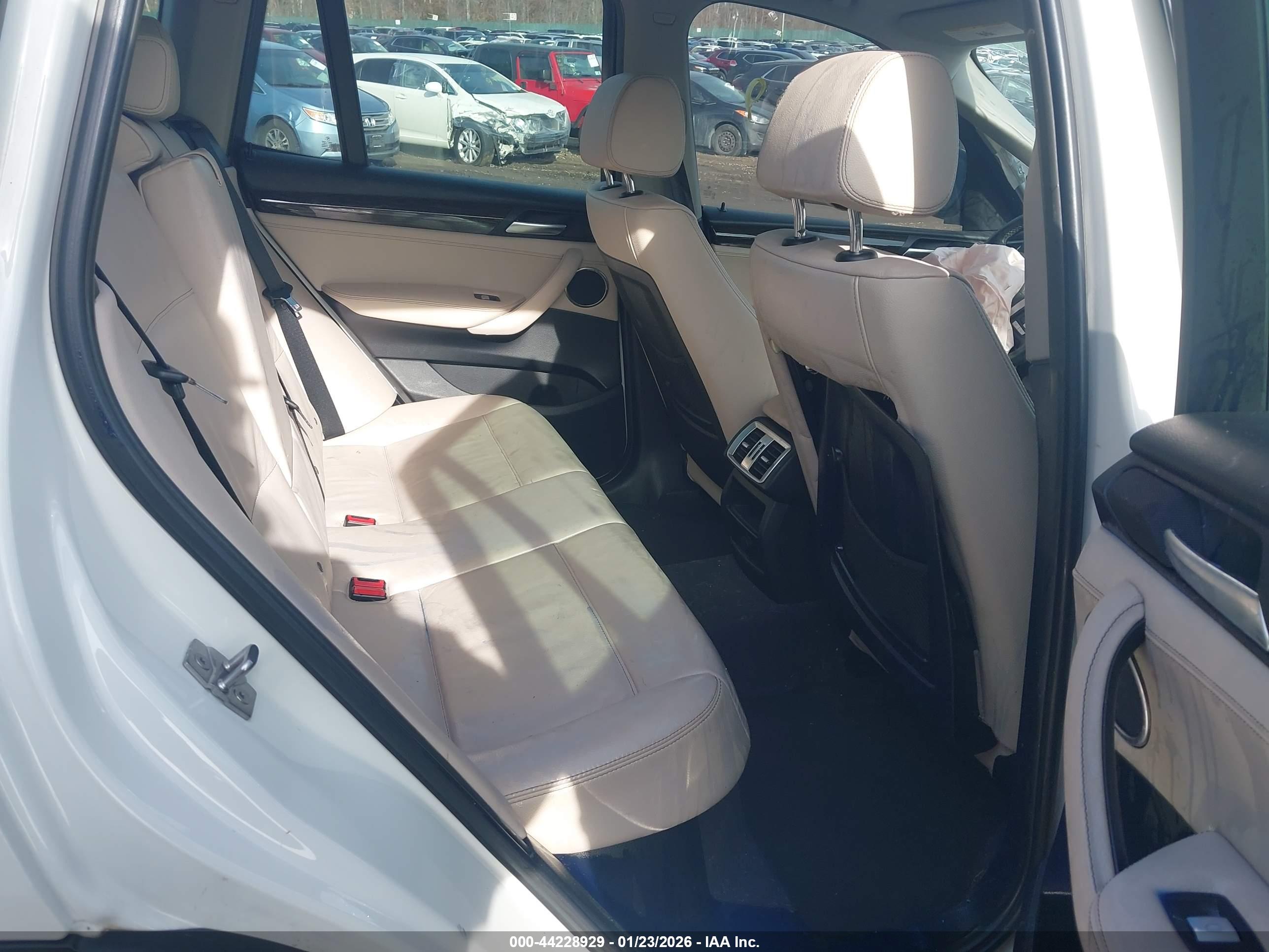 BMW X3 image 8