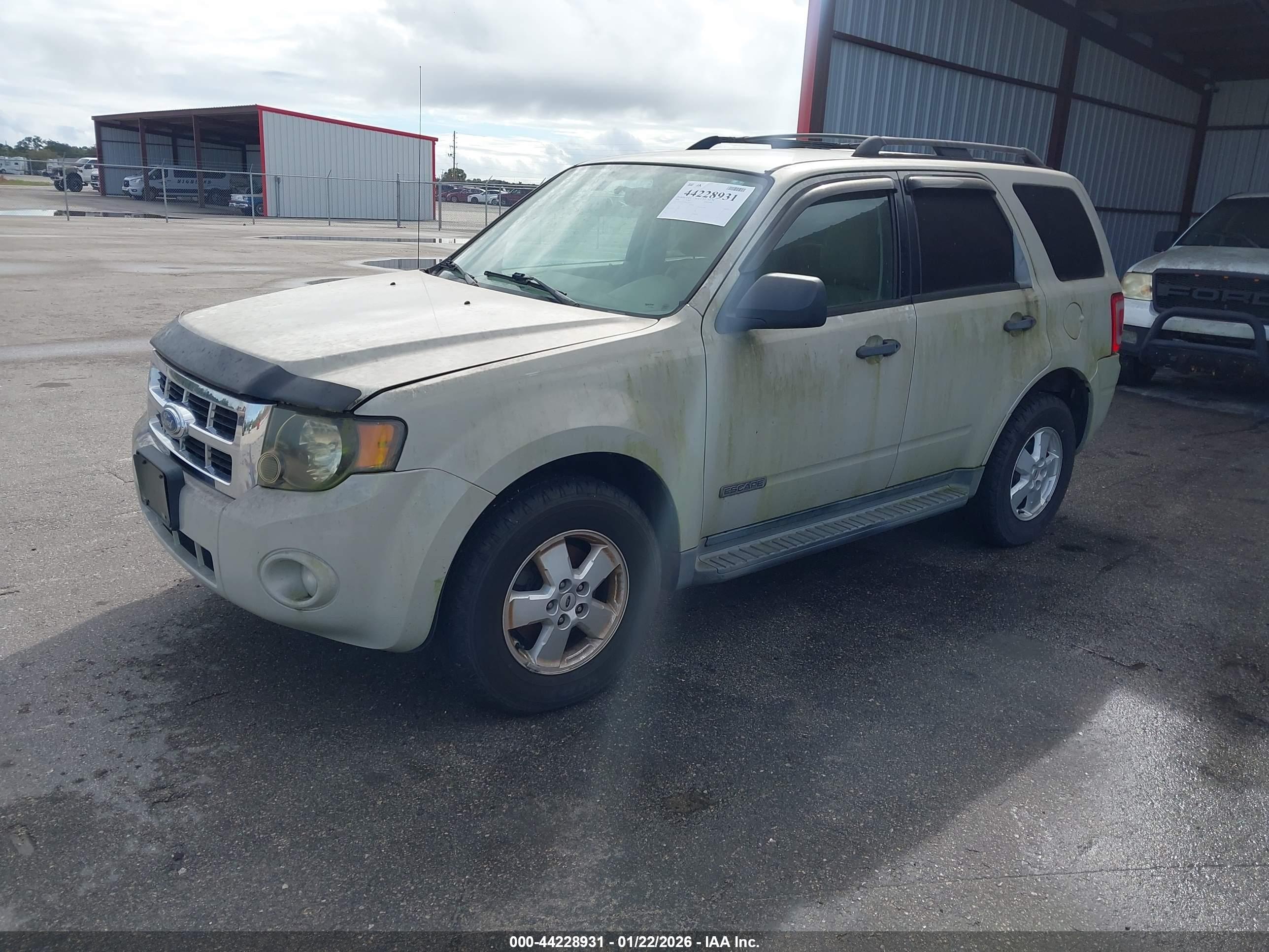 FORD ESCAPE image 2
