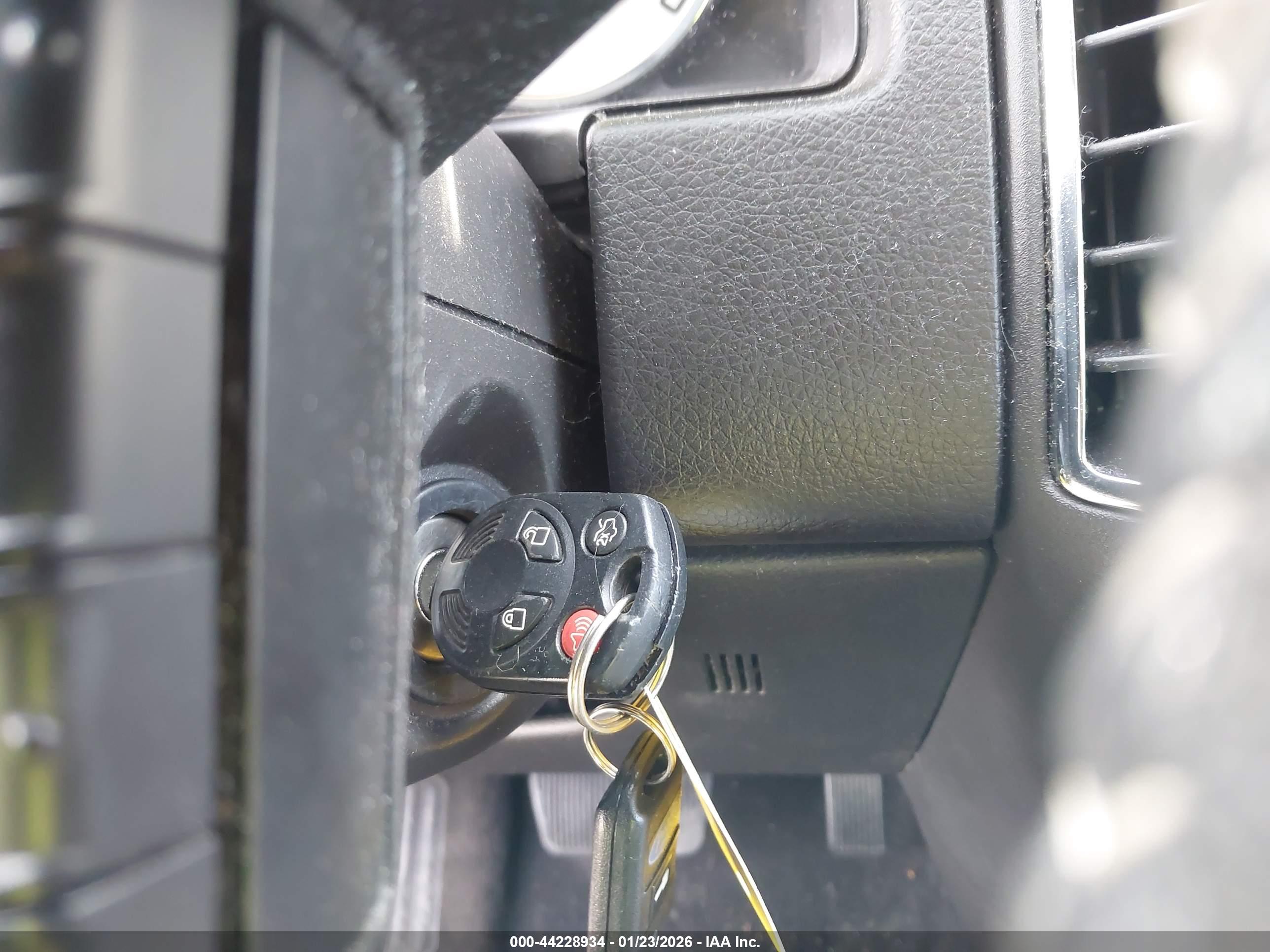 FORD EDGE image 11