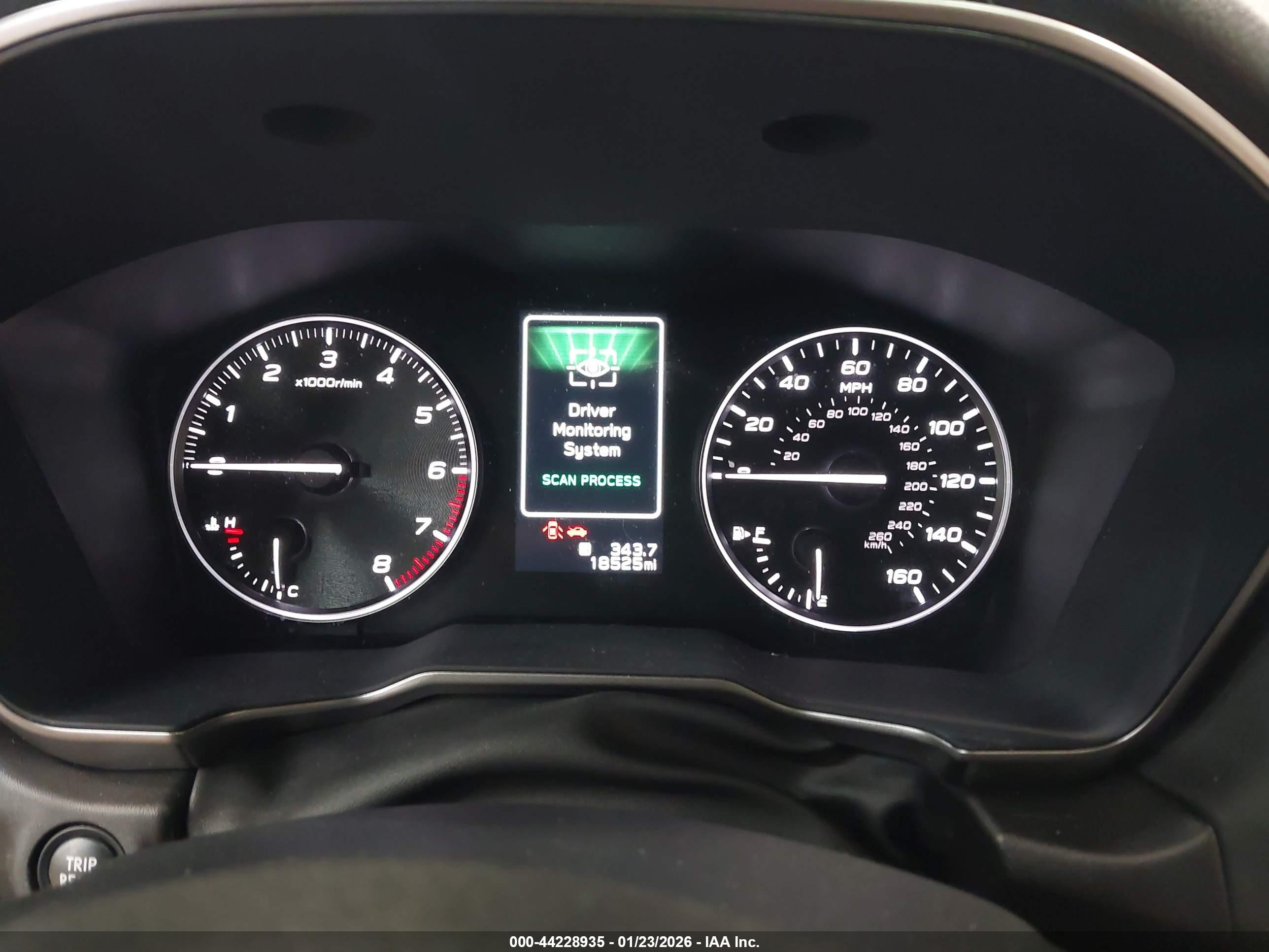SUBARU OUTBACK image 7