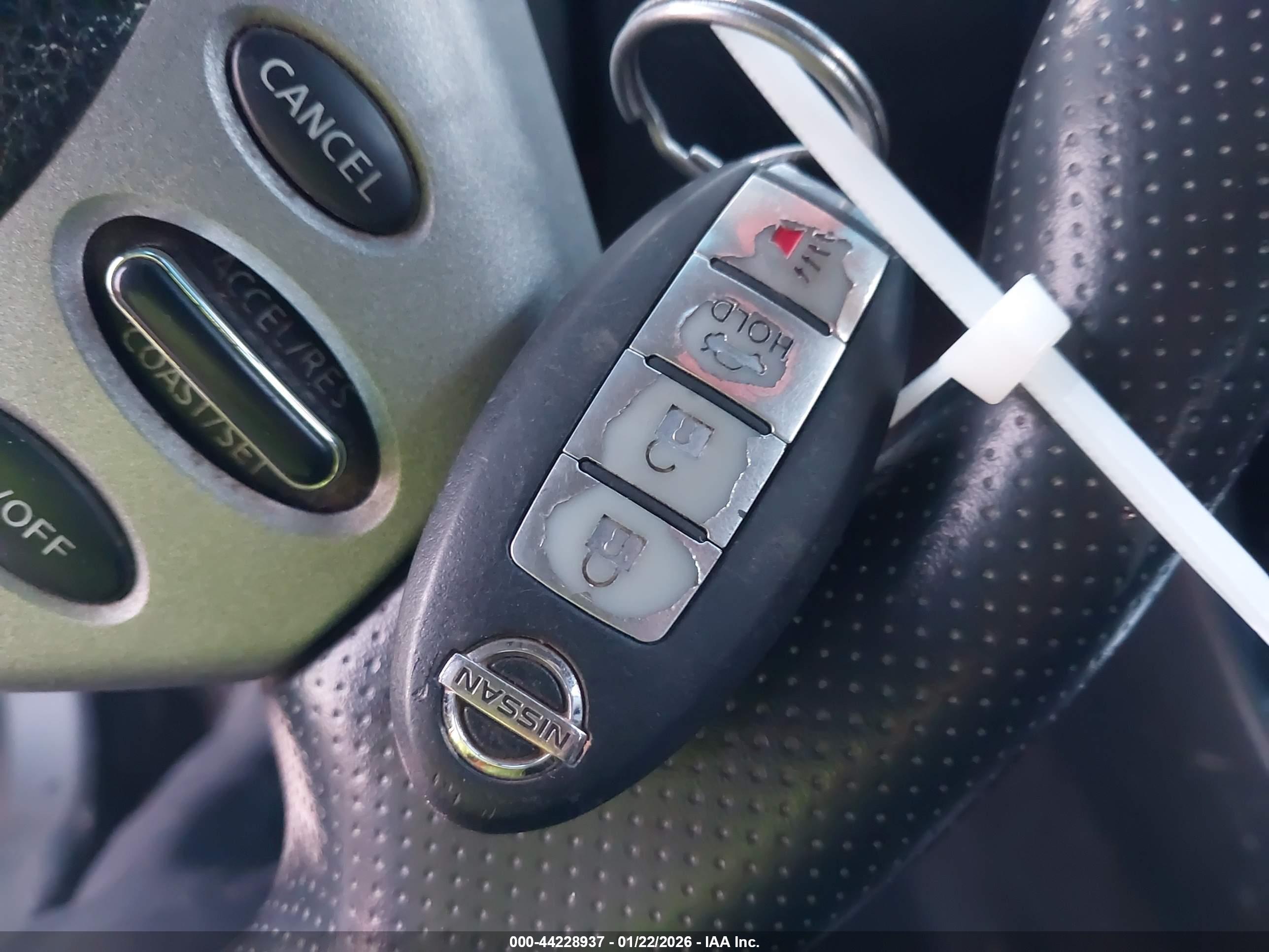 NISSAN ALTIMA image 11