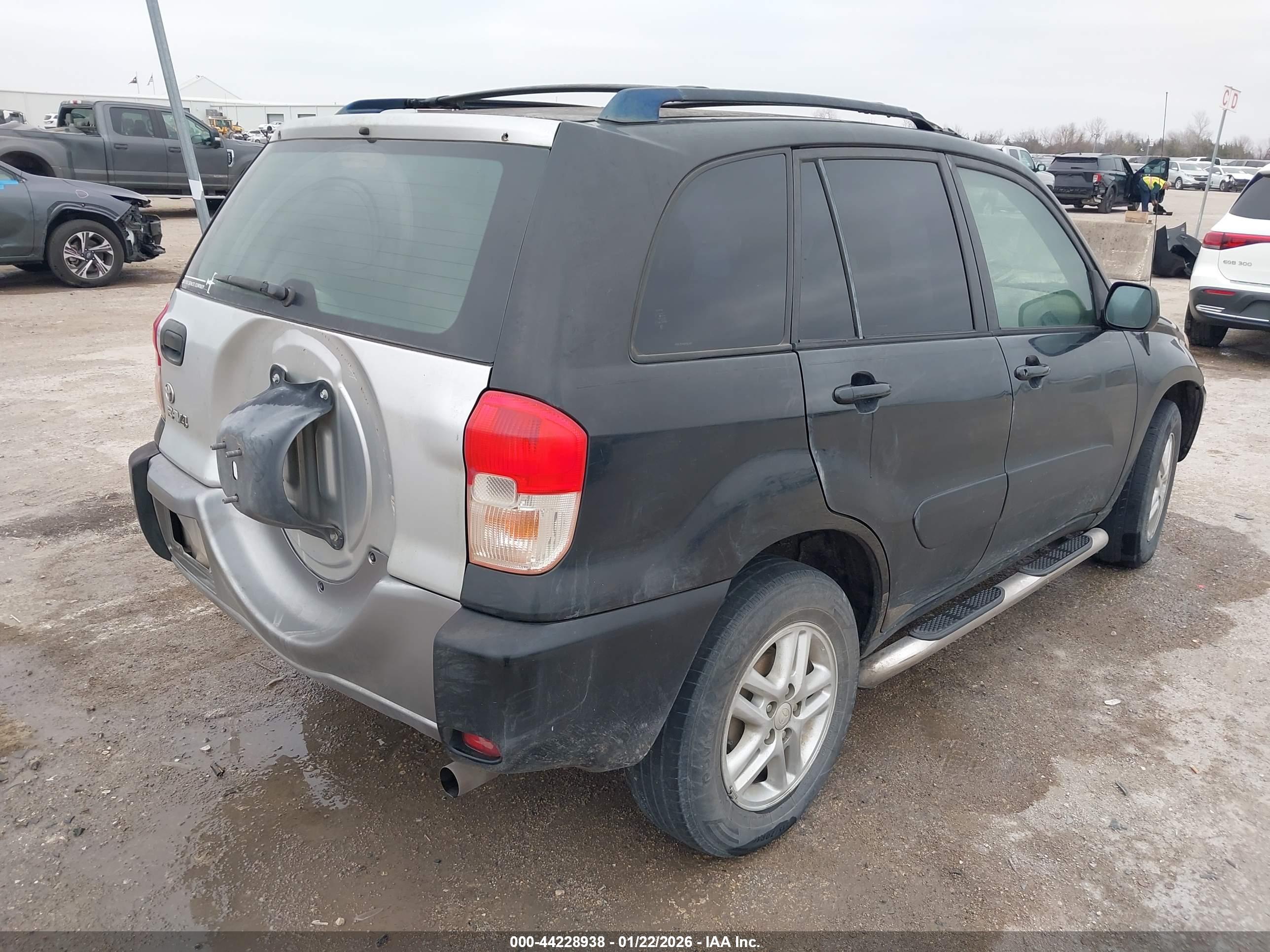TOYOTA RAV4 image 4