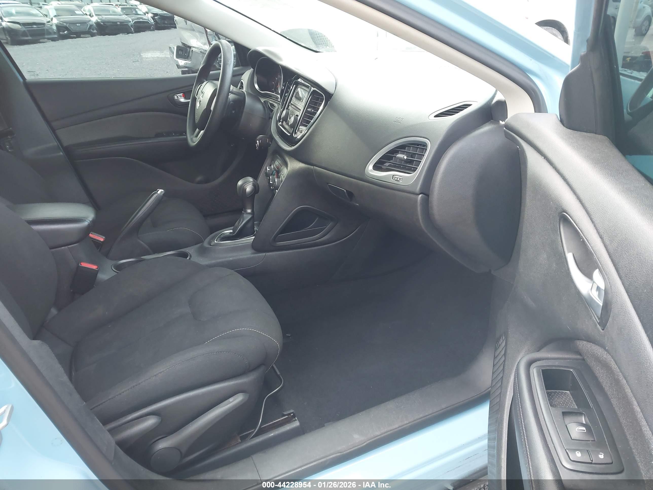 DODGE DART image 5