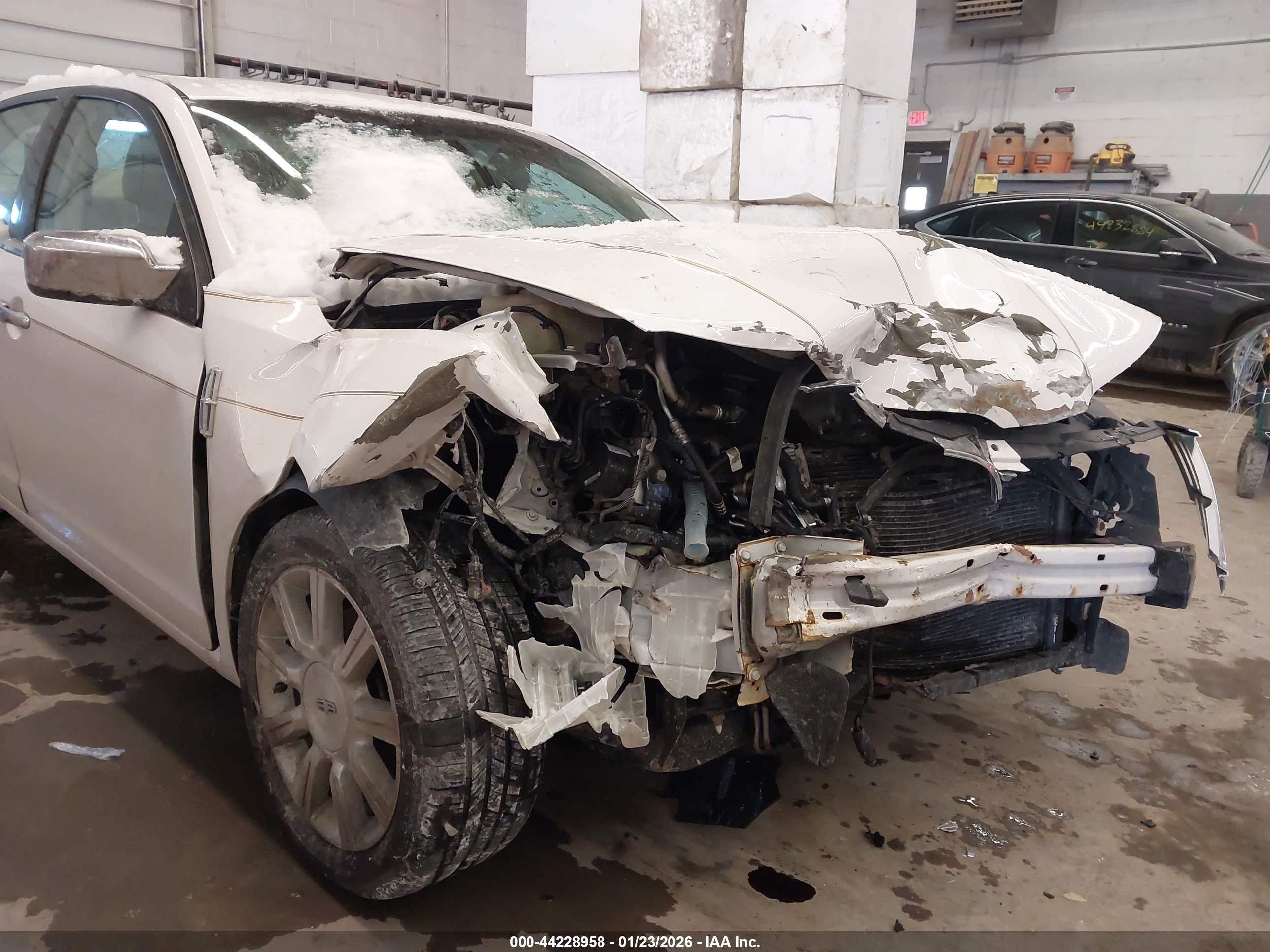 LINCOLN MKZ image 6