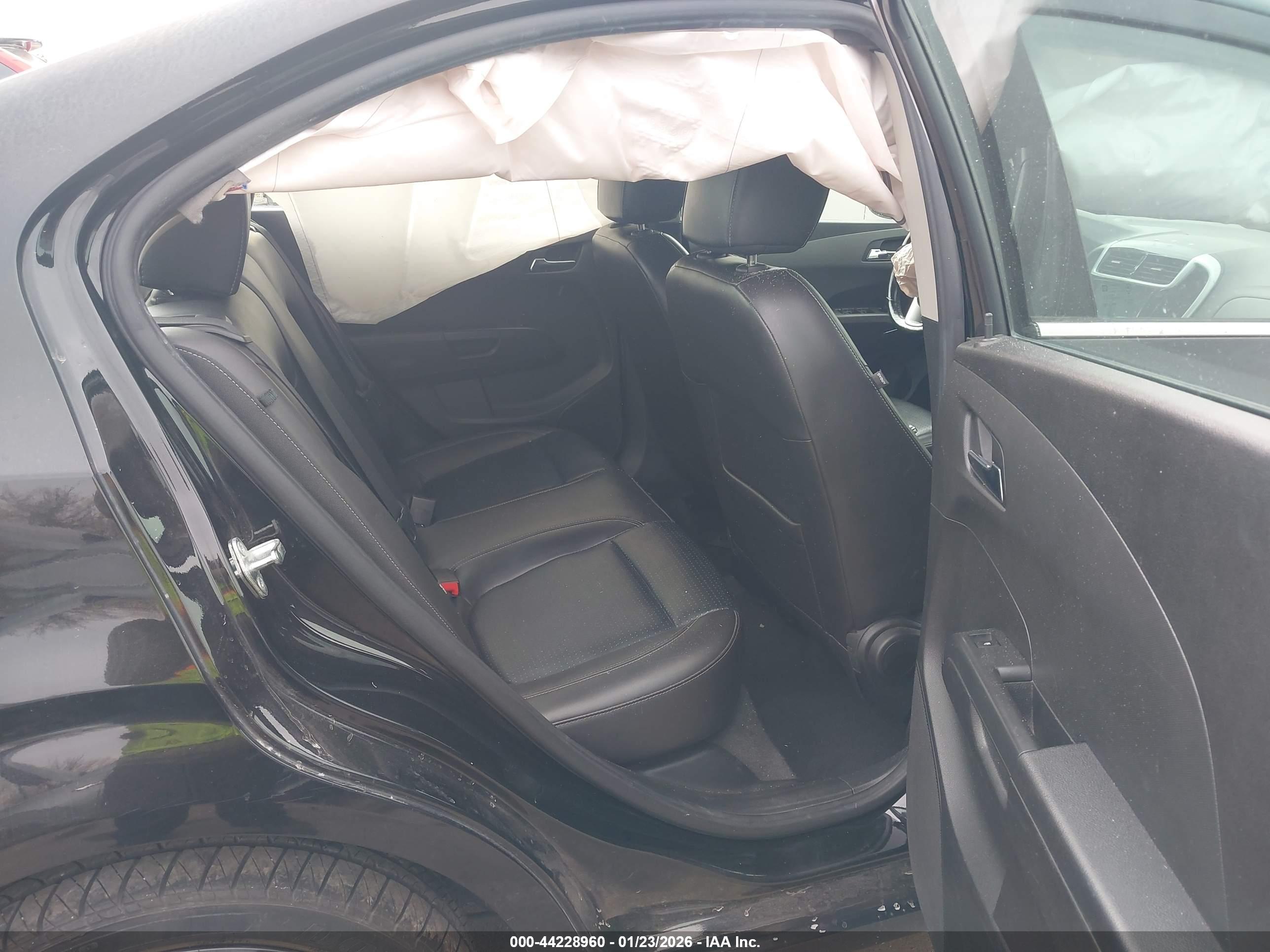 CHEVROLET SONIC image 8