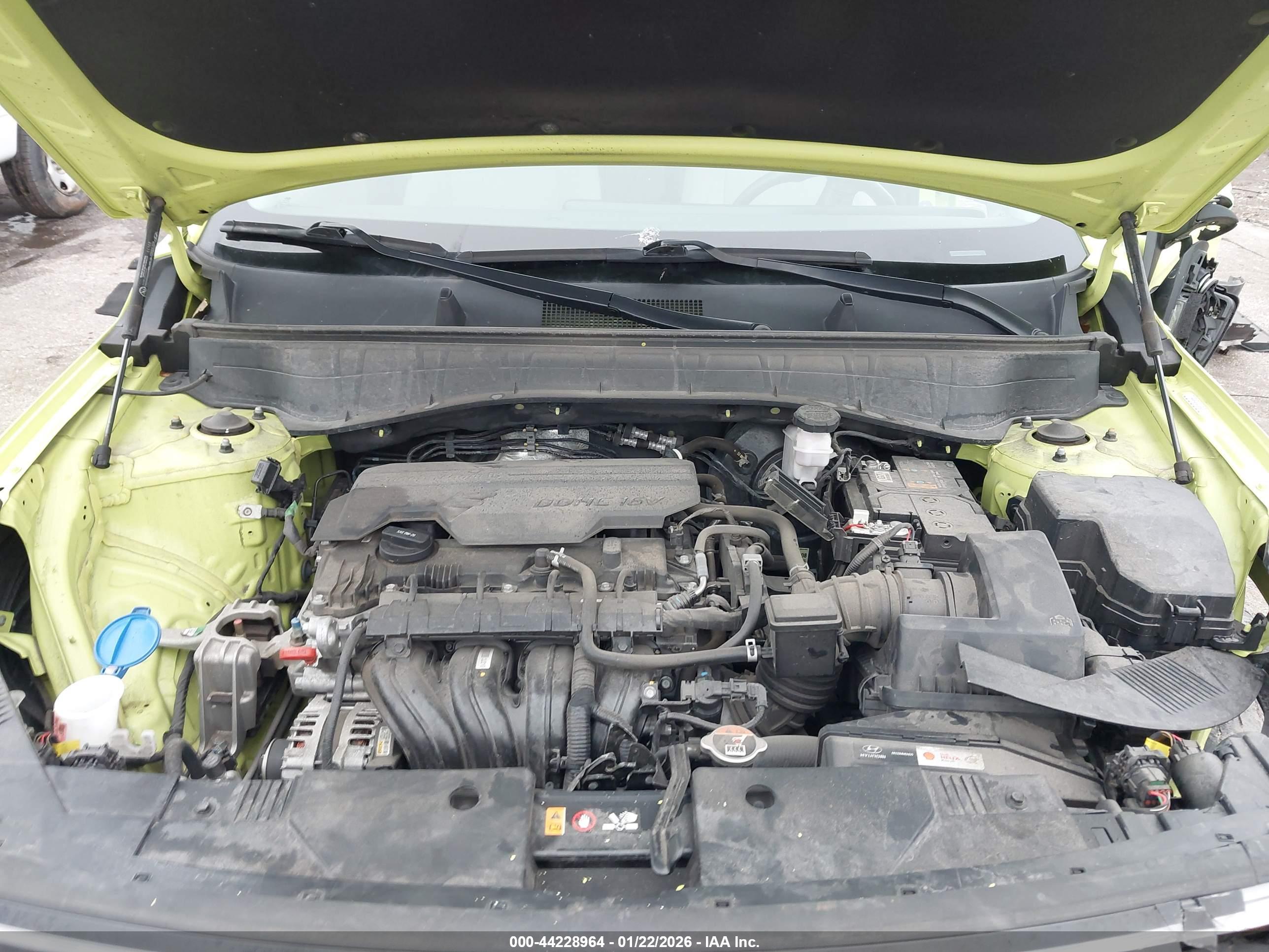 HYUNDAI KONA image 10
