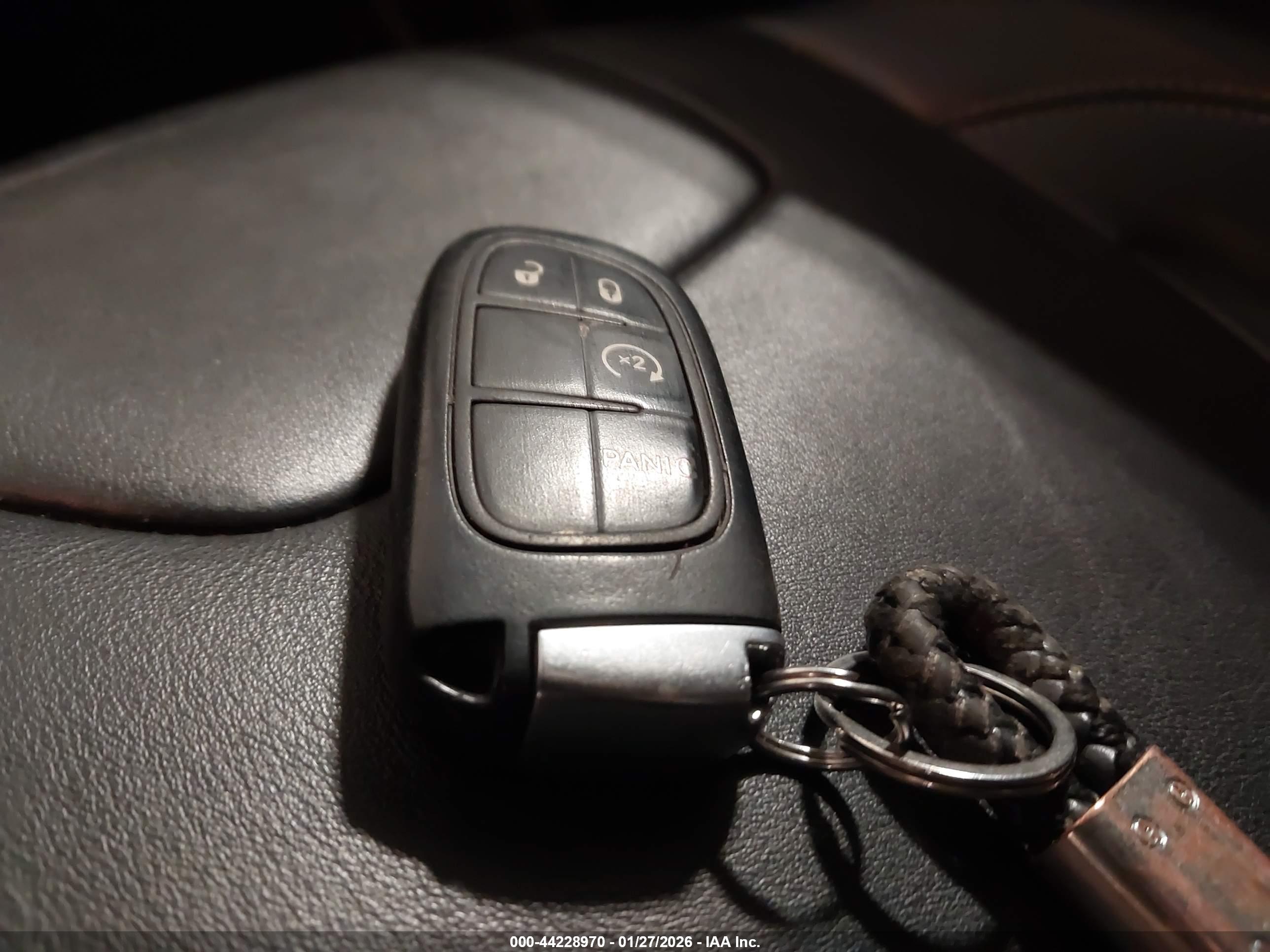JEEP CHEROKEE image 11