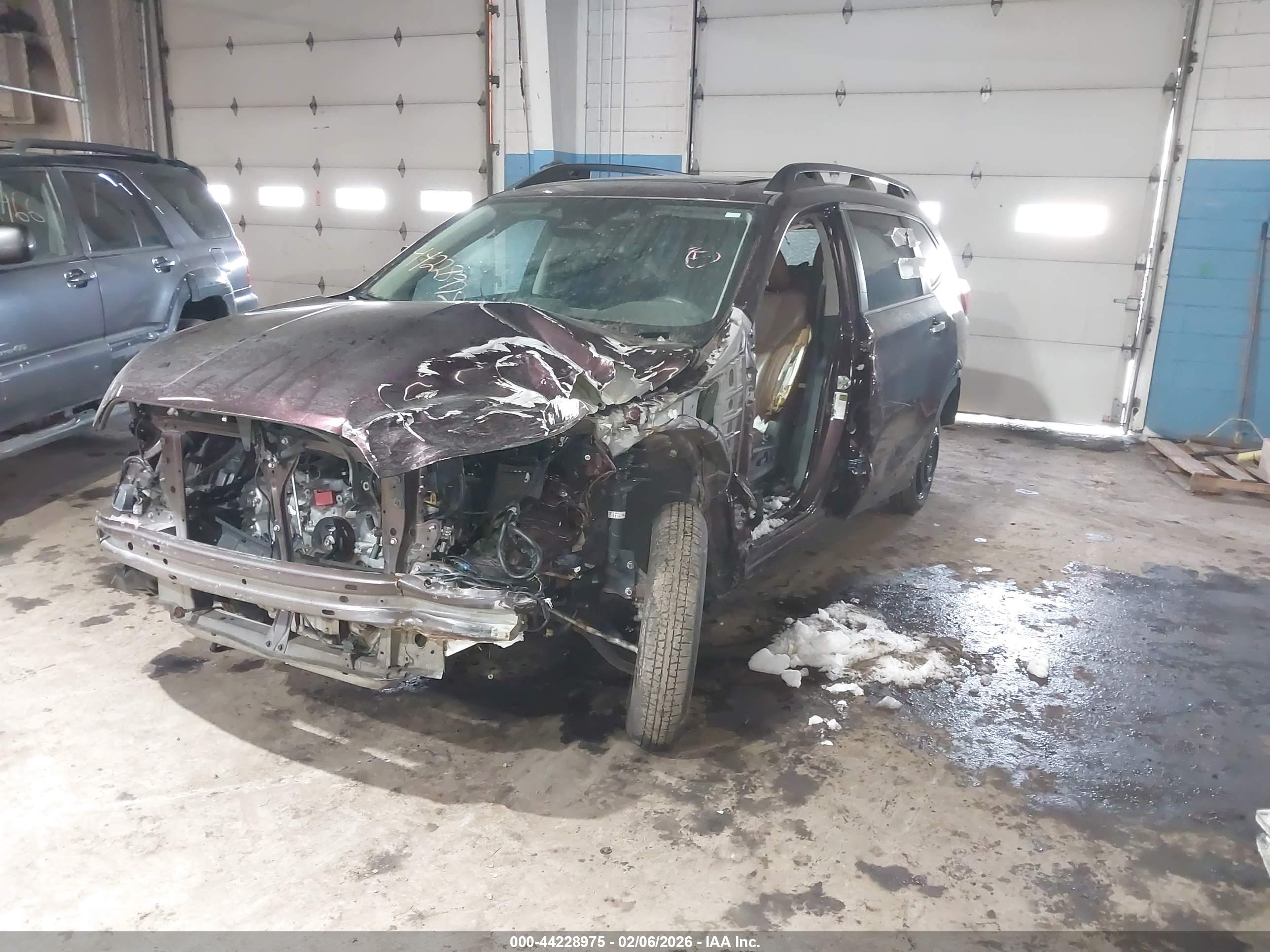 SUBARU ASCENT image 2