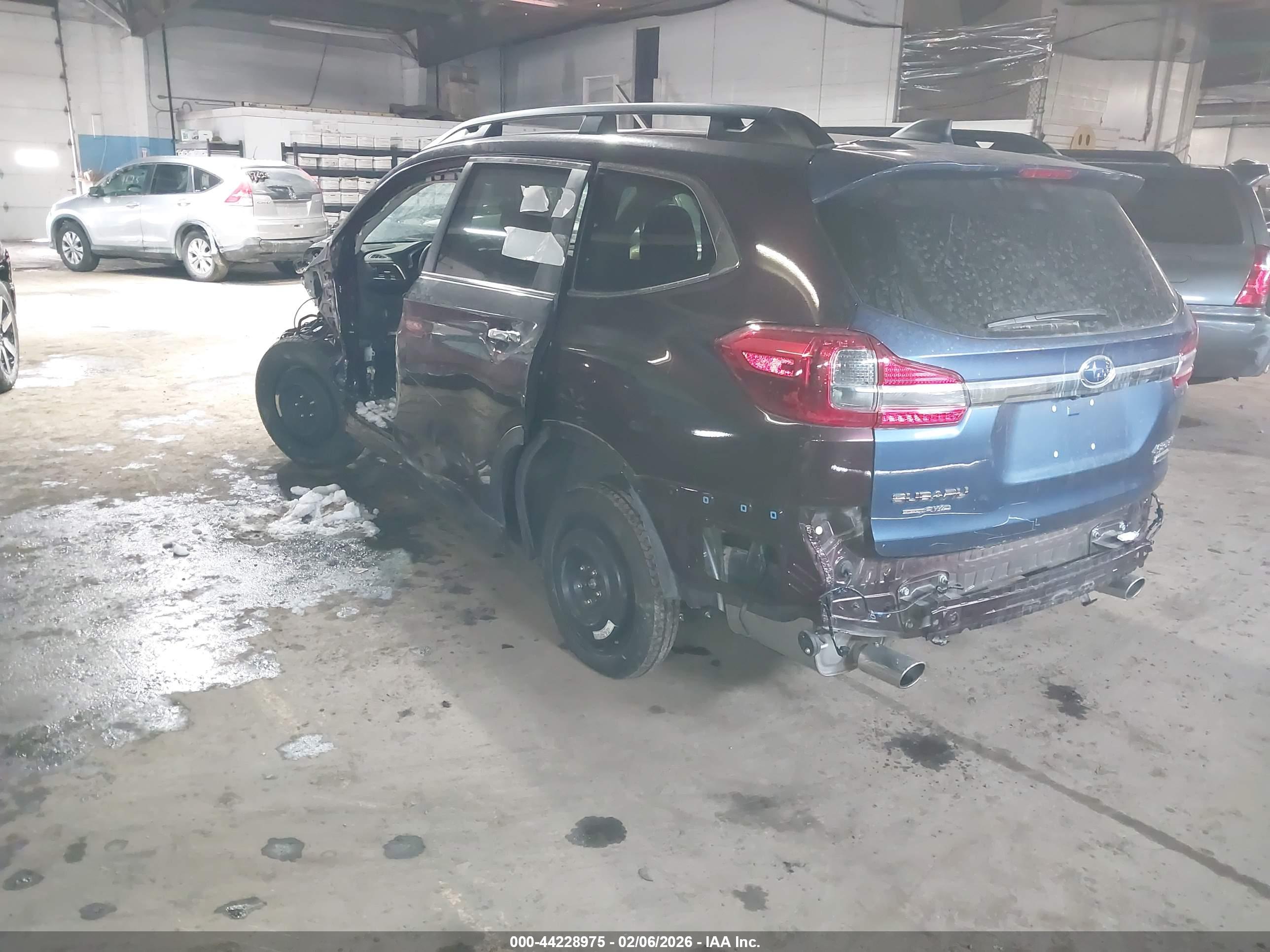 SUBARU ASCENT image 3