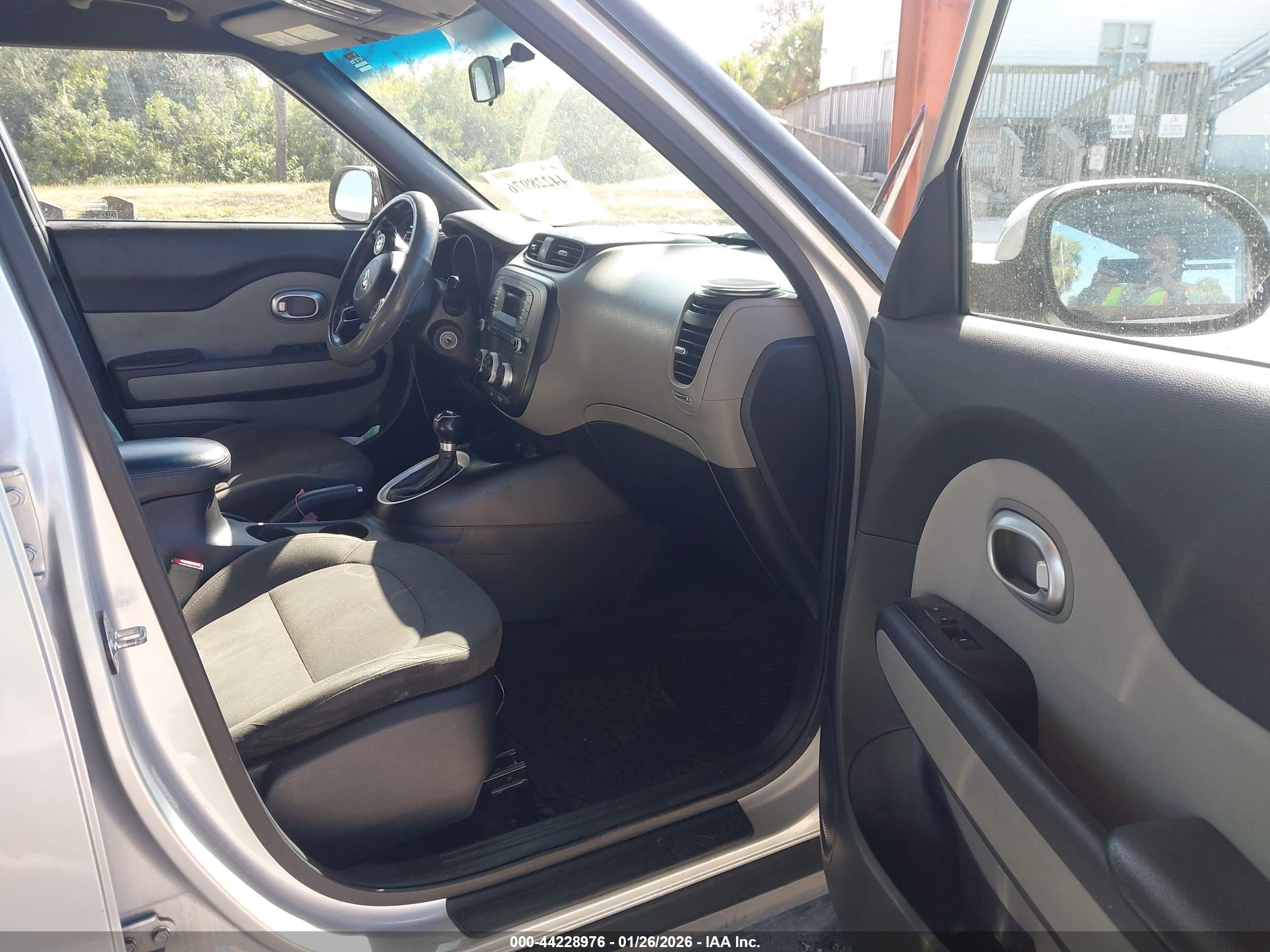 KIA SOUL image 5