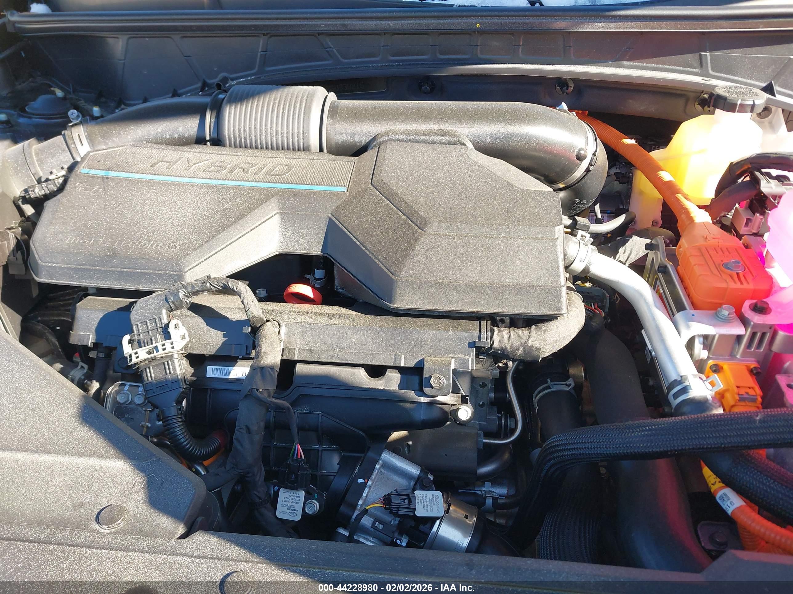 HYUNDAI TUCSON image 10