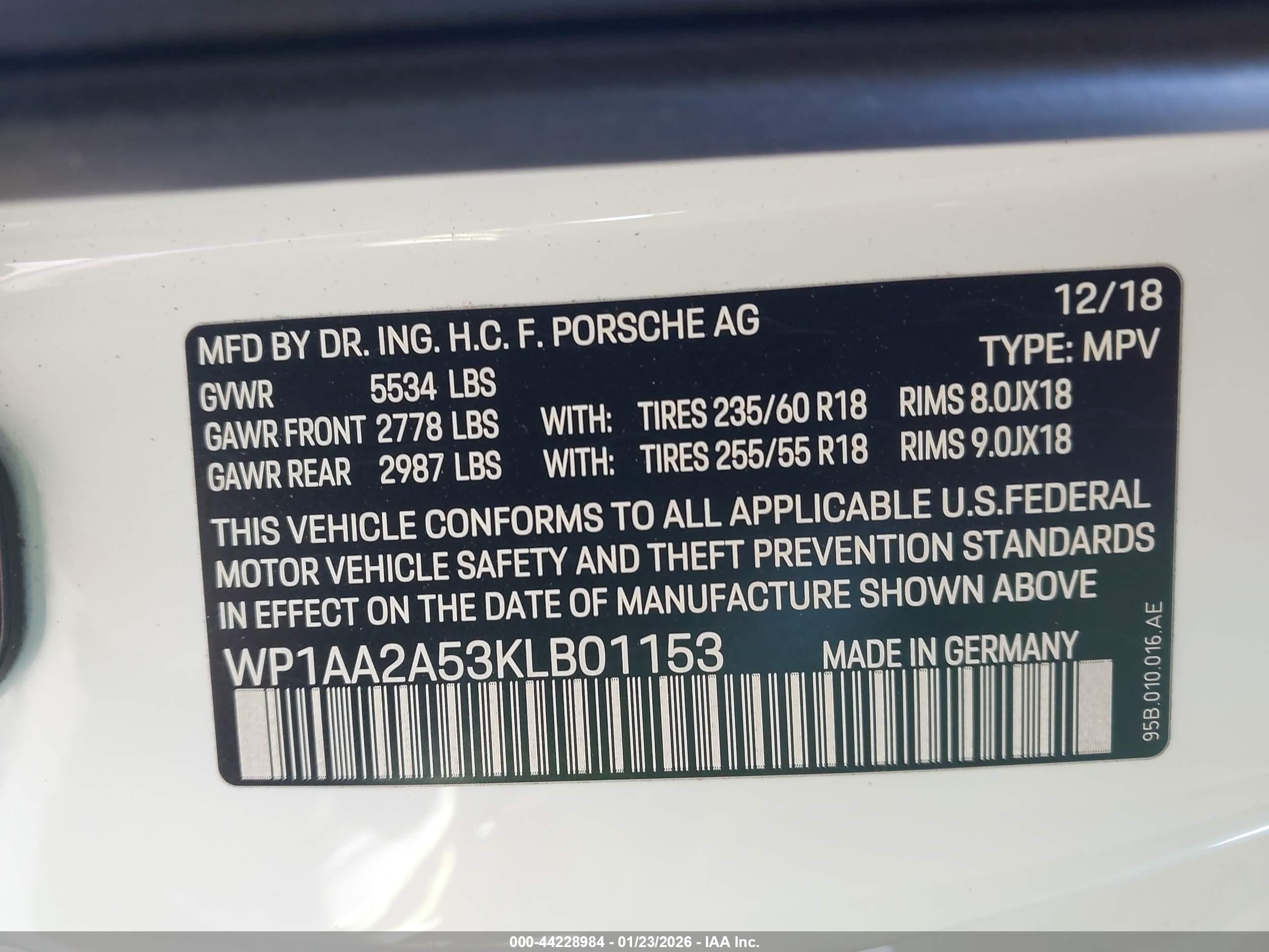 PORSCHE MACAN image 9