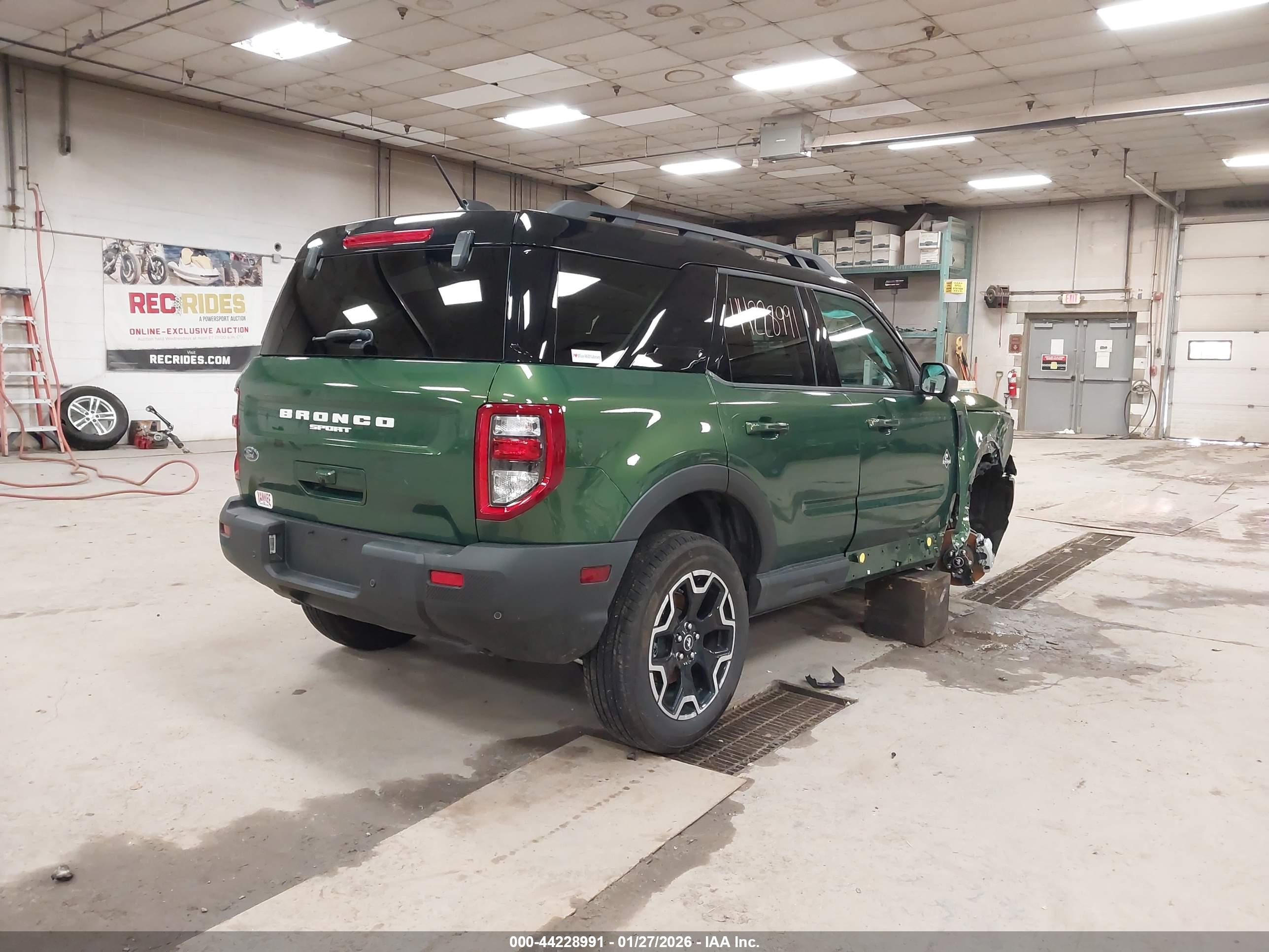 FORD BRONCO image 4