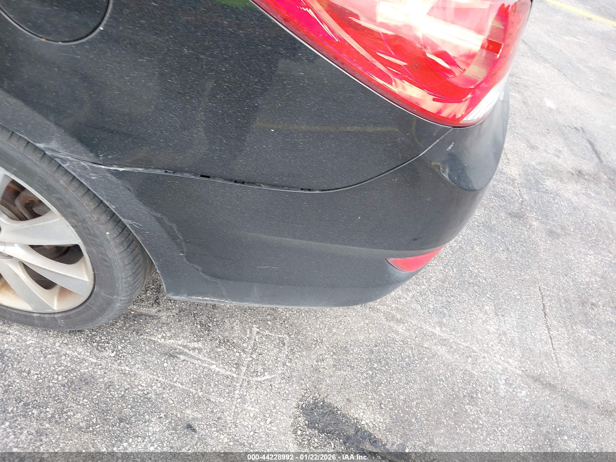 HYUNDAI ACCENT image 6