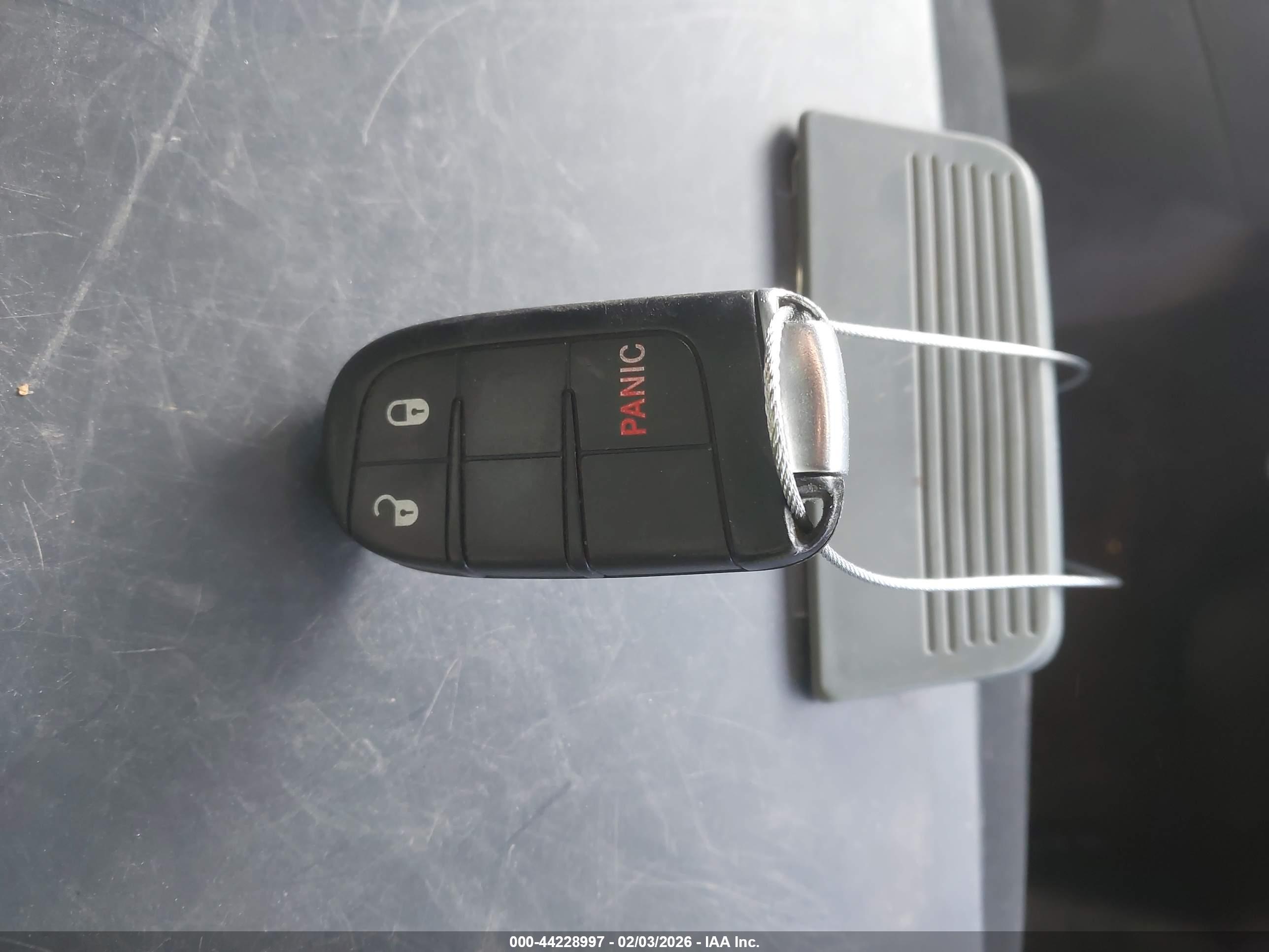 JEEP GRAND image 11