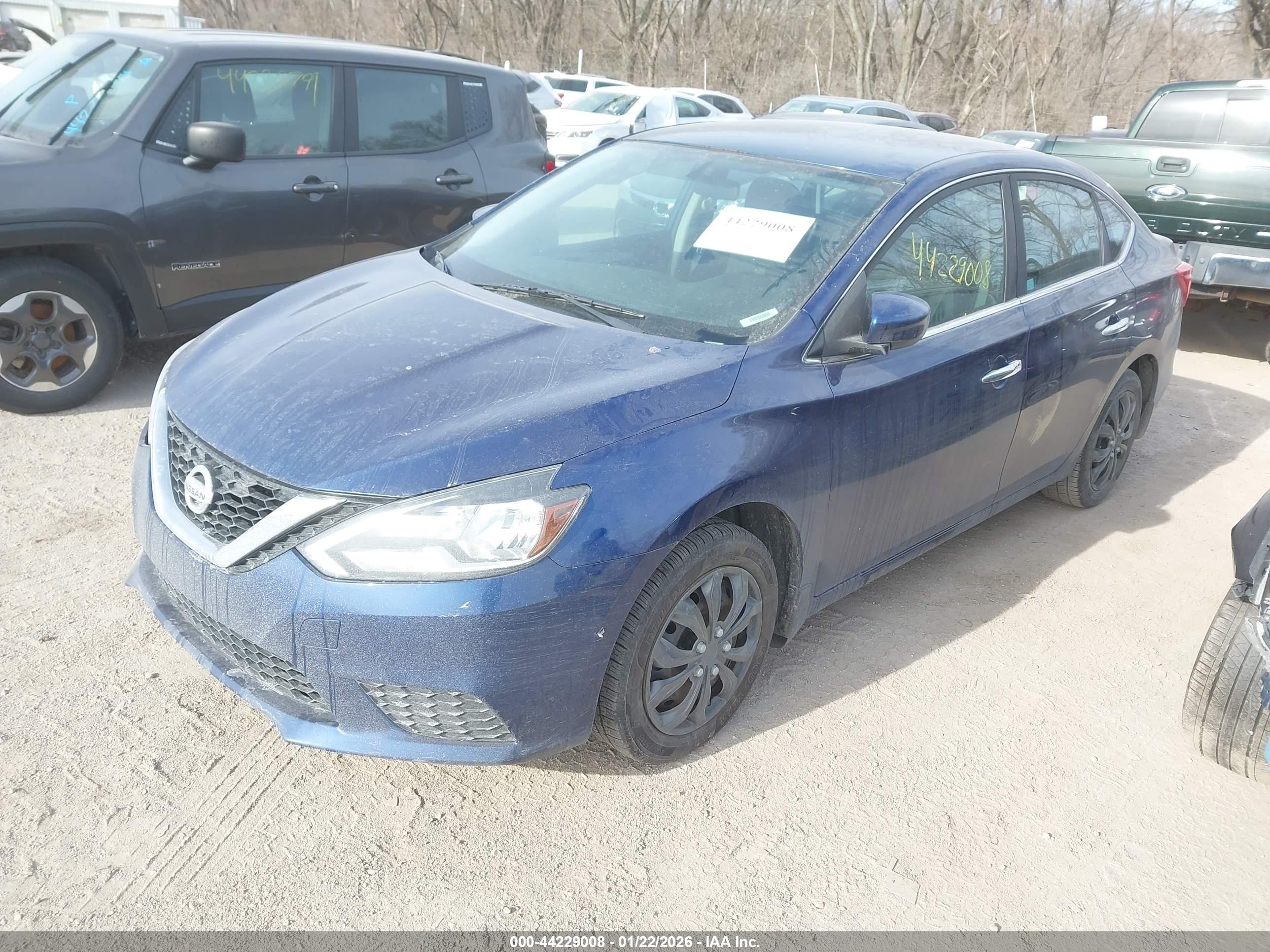 NISSAN SENTRA image 2