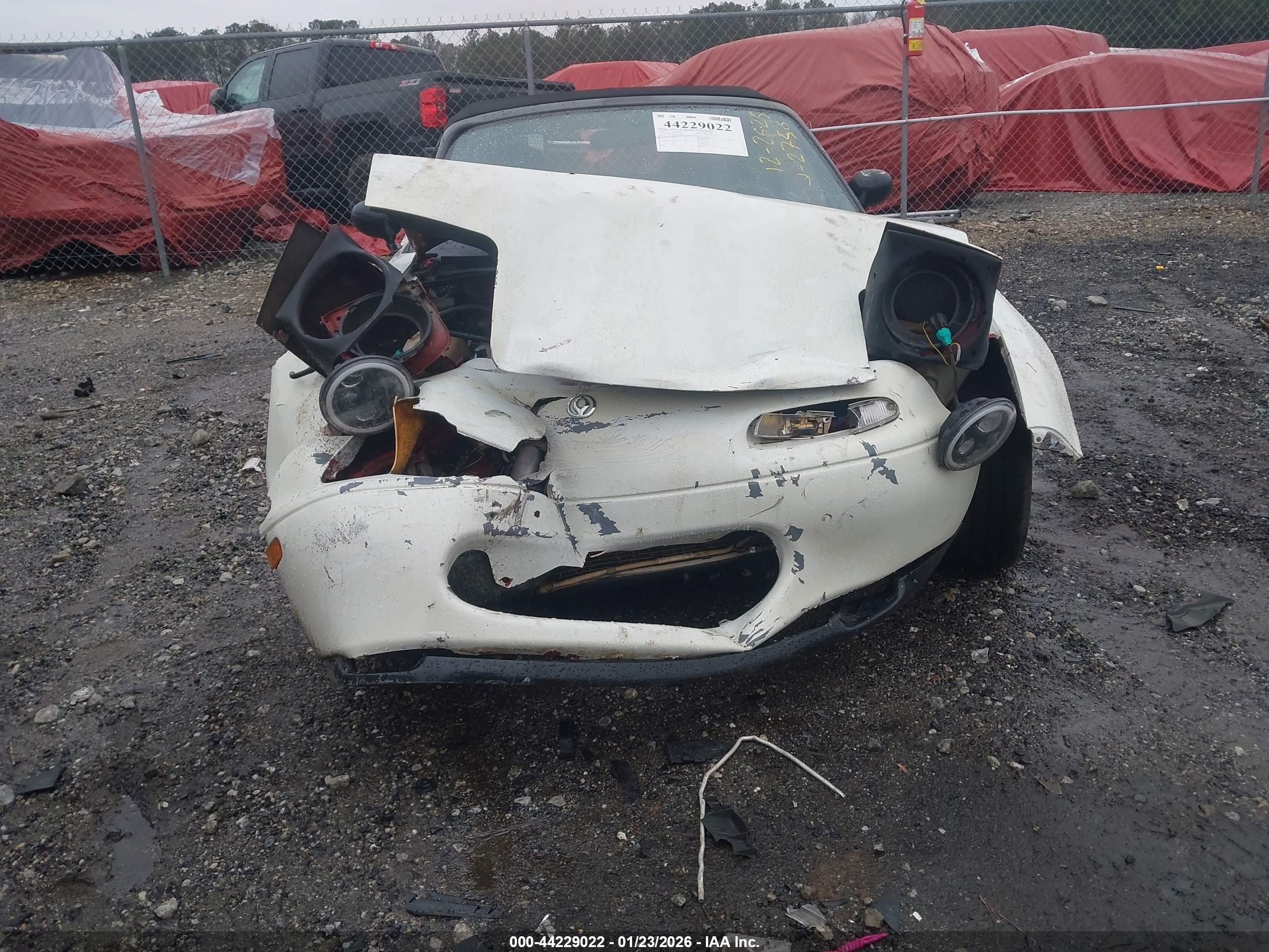MAZDA MX-5 image 6