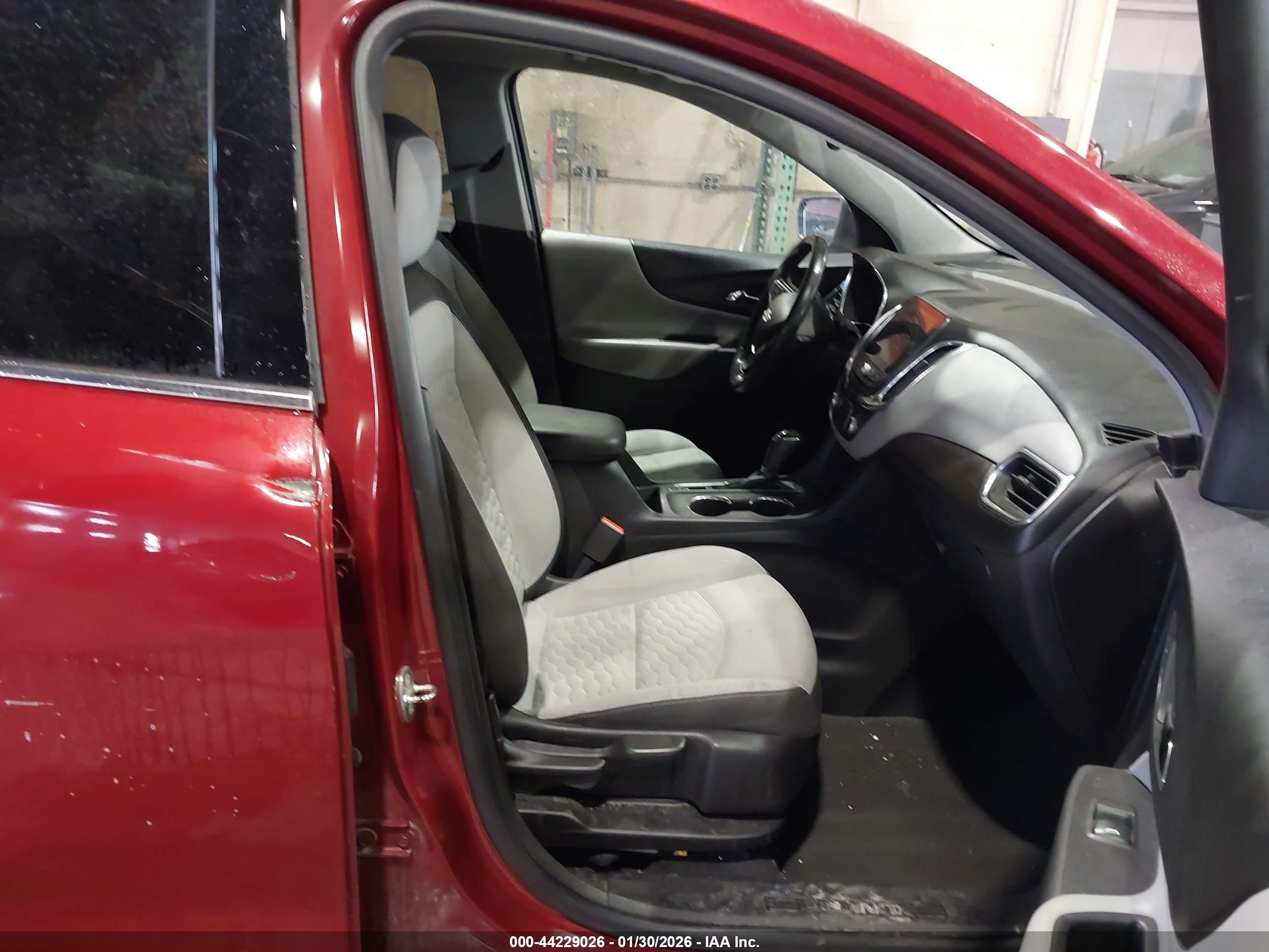 CHEVROLET EQUINOX image 5