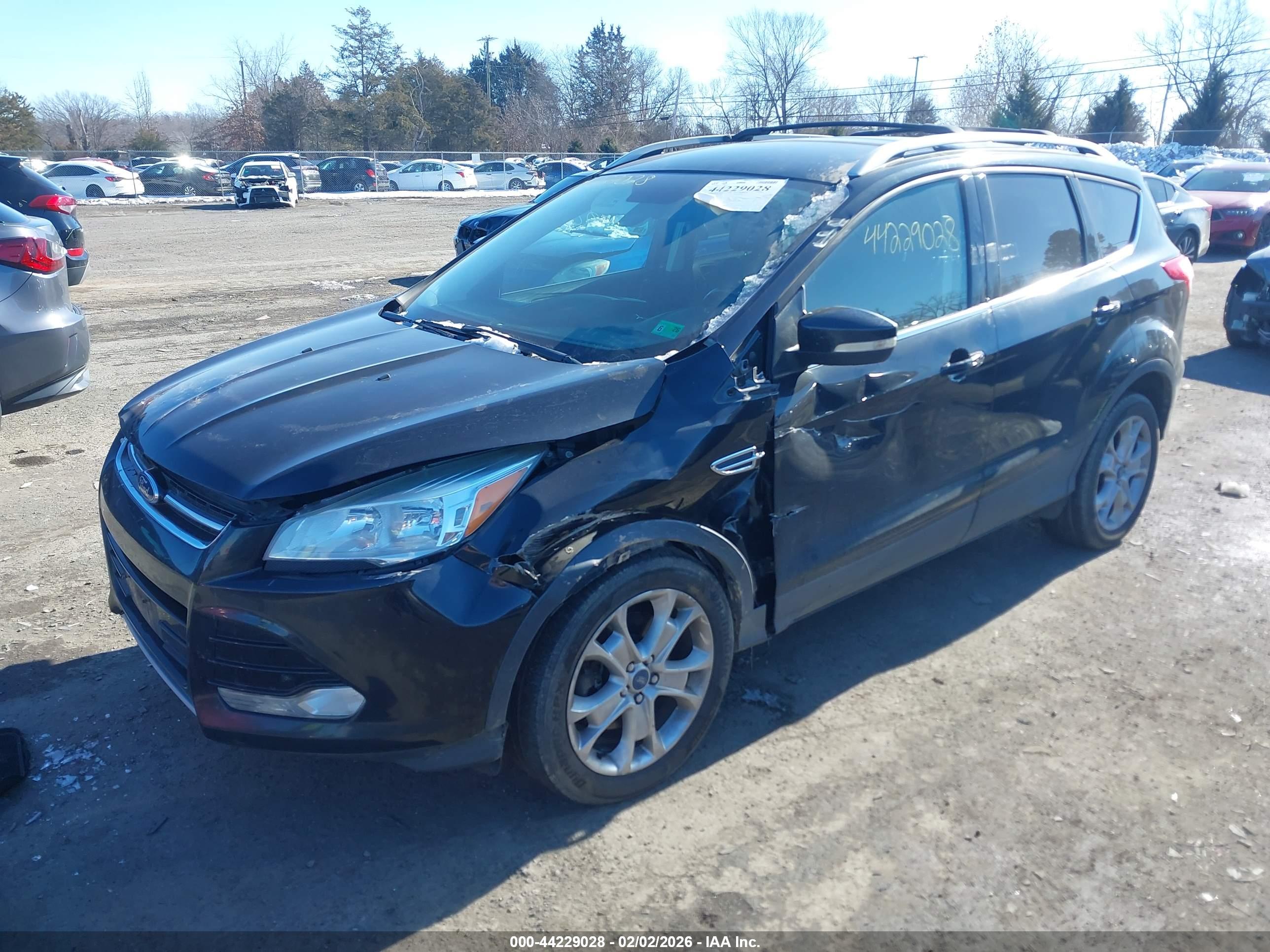 FORD ESCAPE image 2