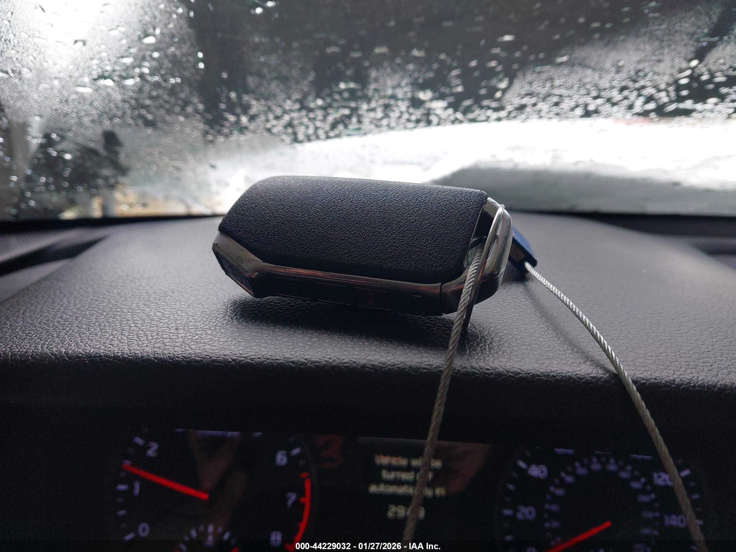 KIA K5 image 11