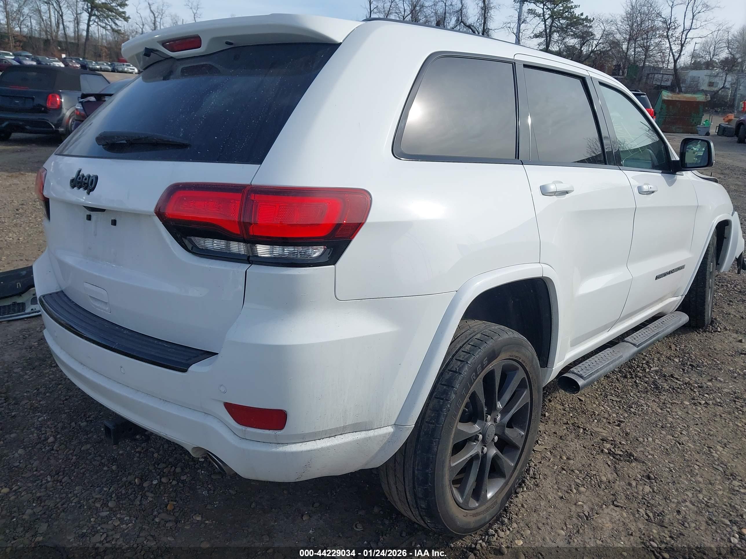 JEEP GRAND image 4