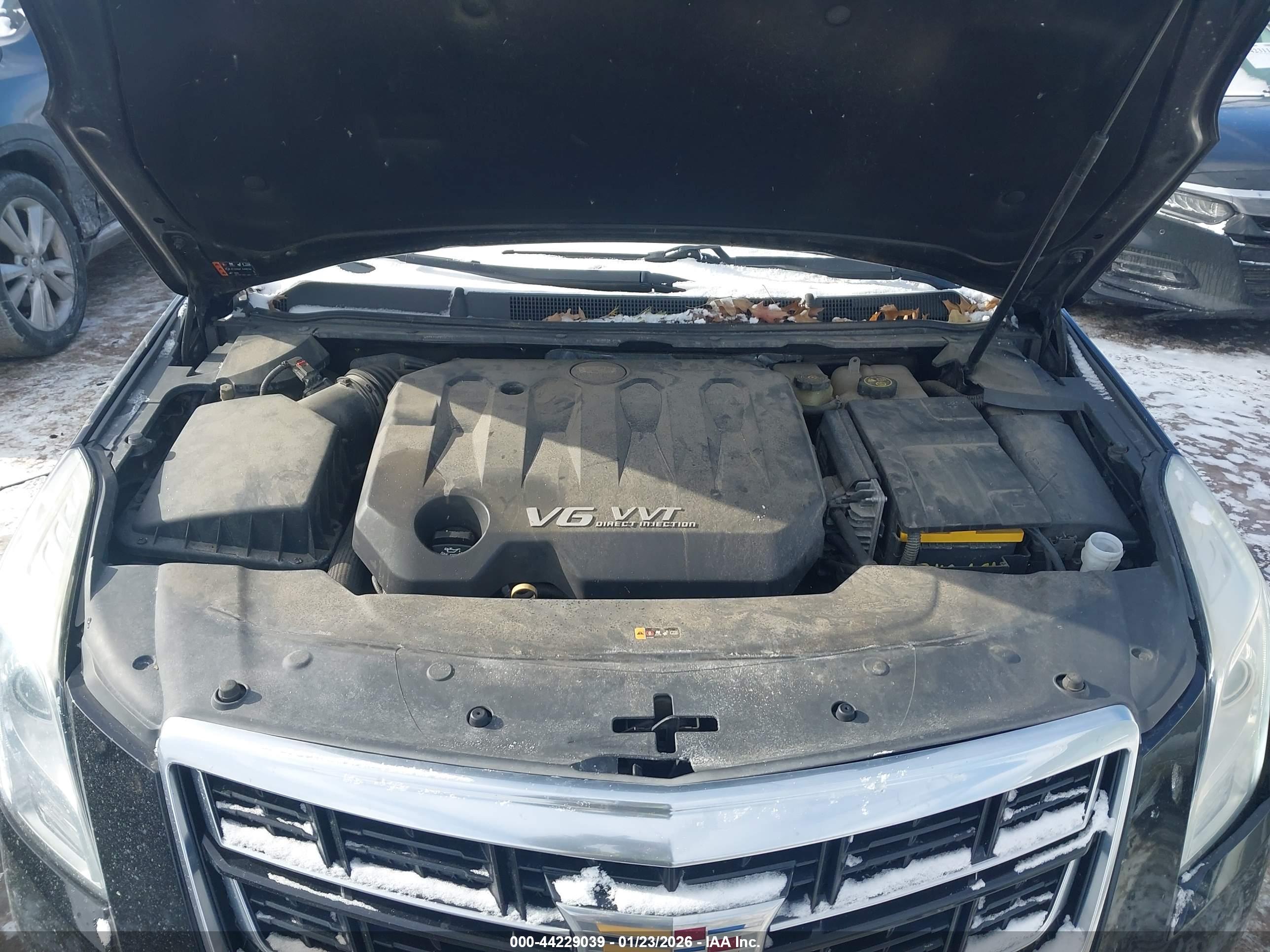 CADILLAC XTS image 10