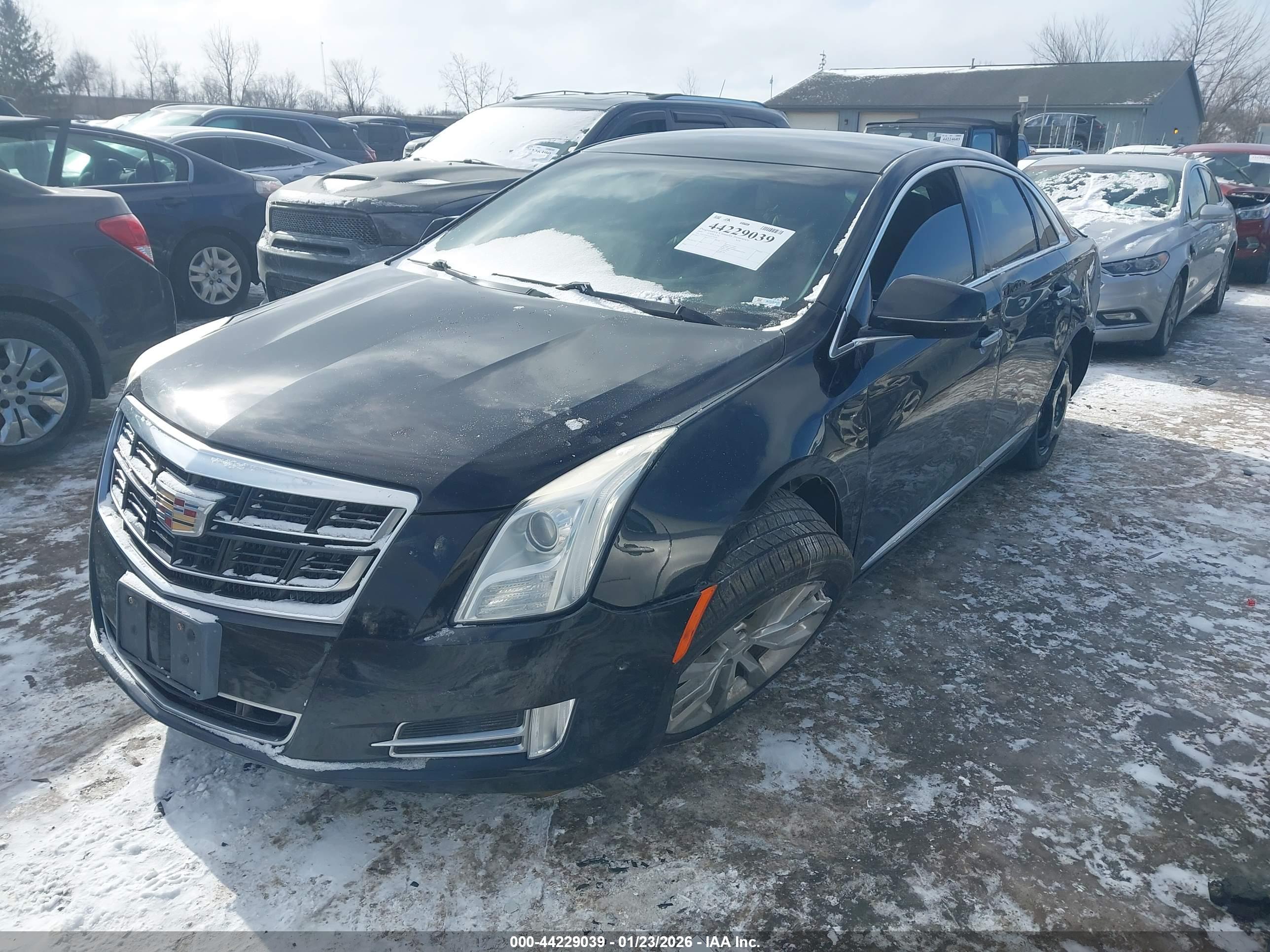 CADILLAC XTS image 2