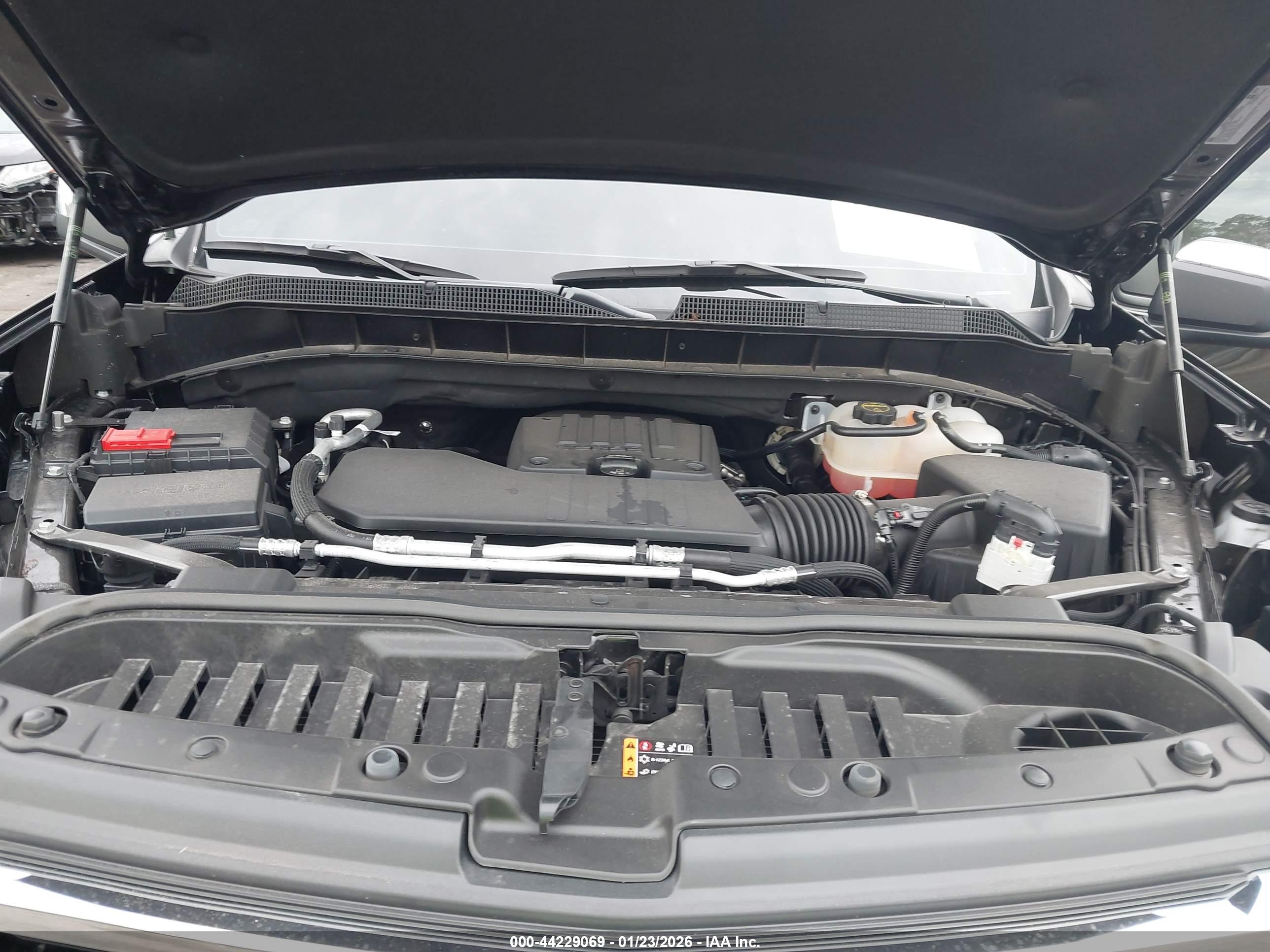 CHEVROLET SILVERADO image 10