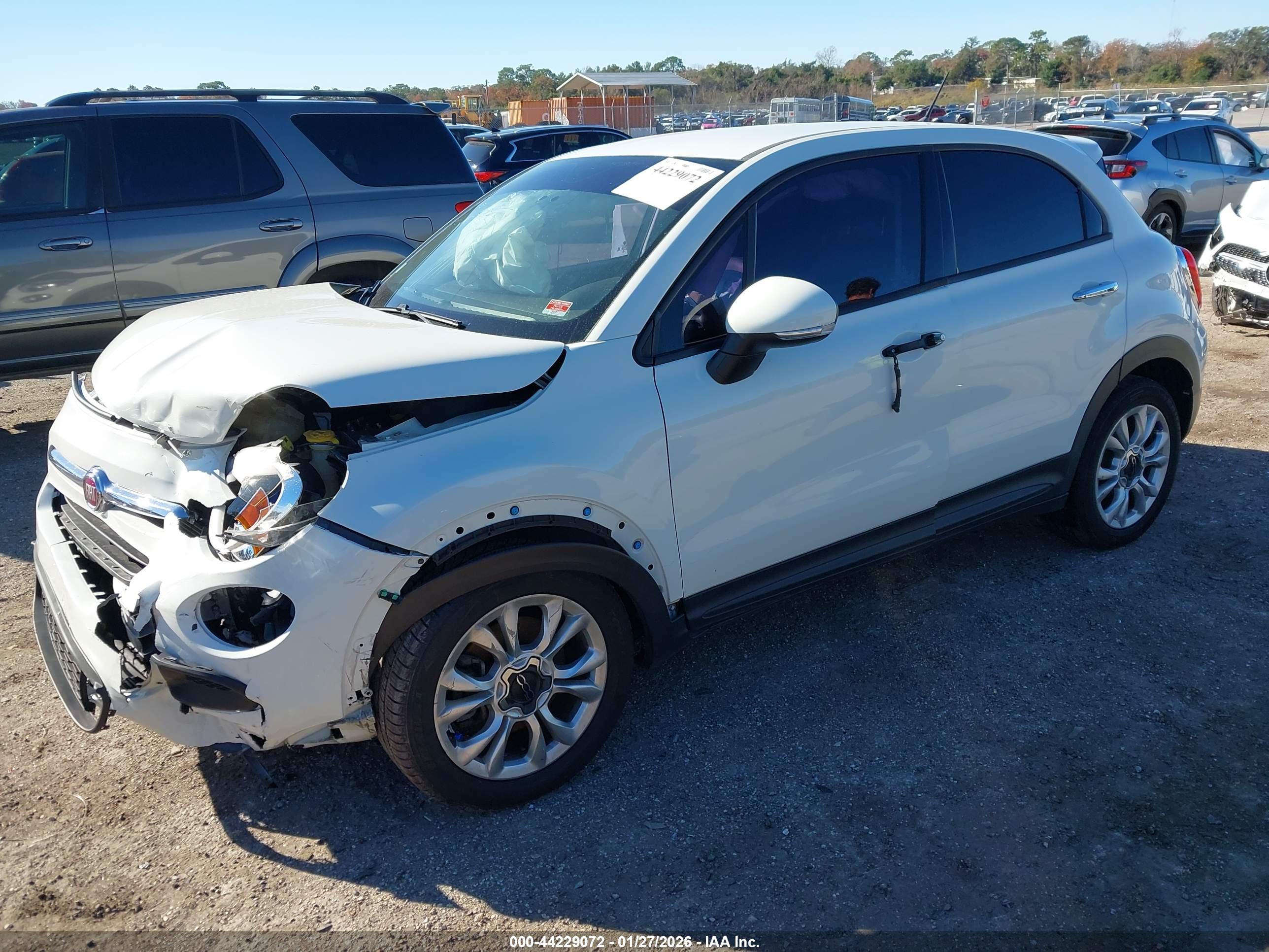 FIAT 500X image 2