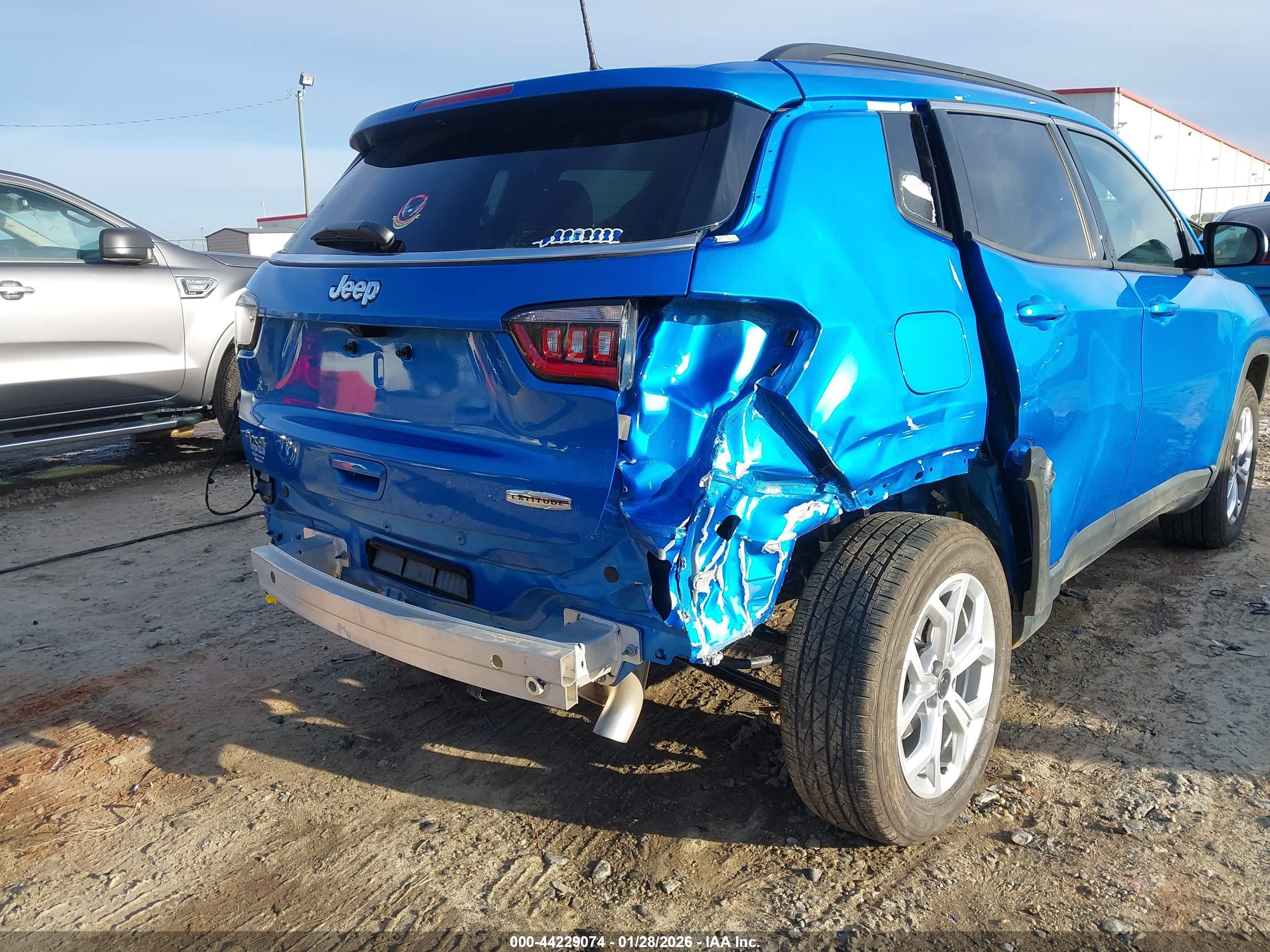 JEEP COMPASS image 6
