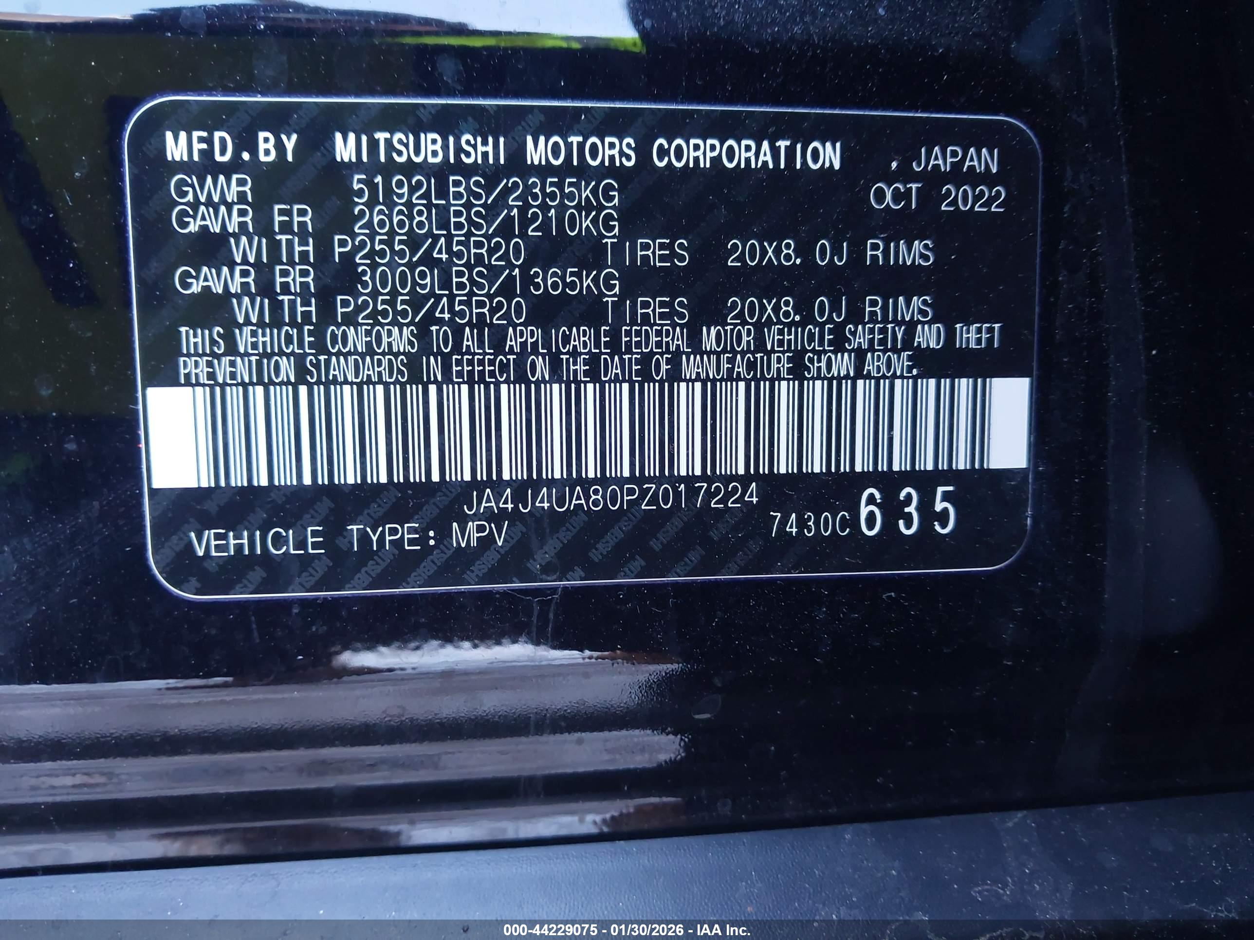 MITSUBISHI OUTLANDER image 9