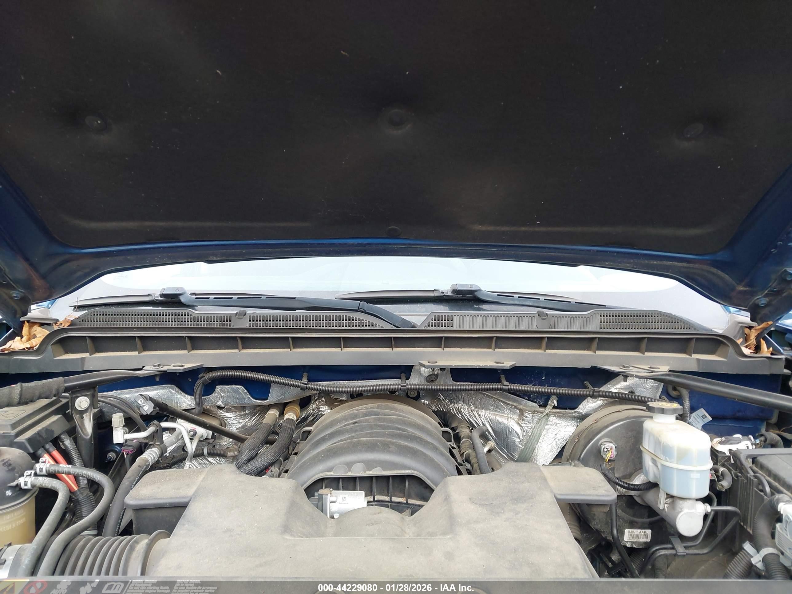 CHEVROLET SILVERADO image 10