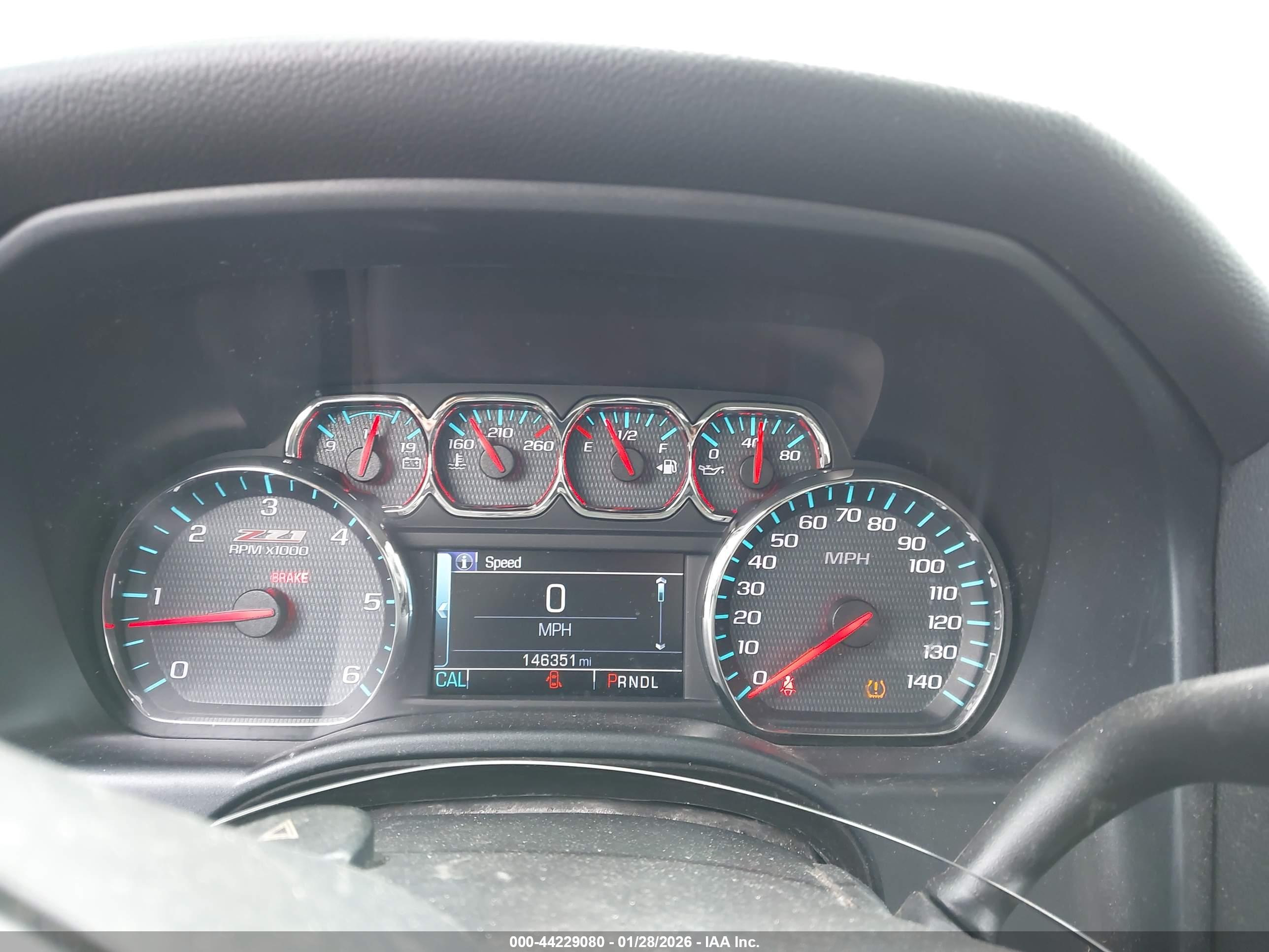 CHEVROLET SILVERADO image 7