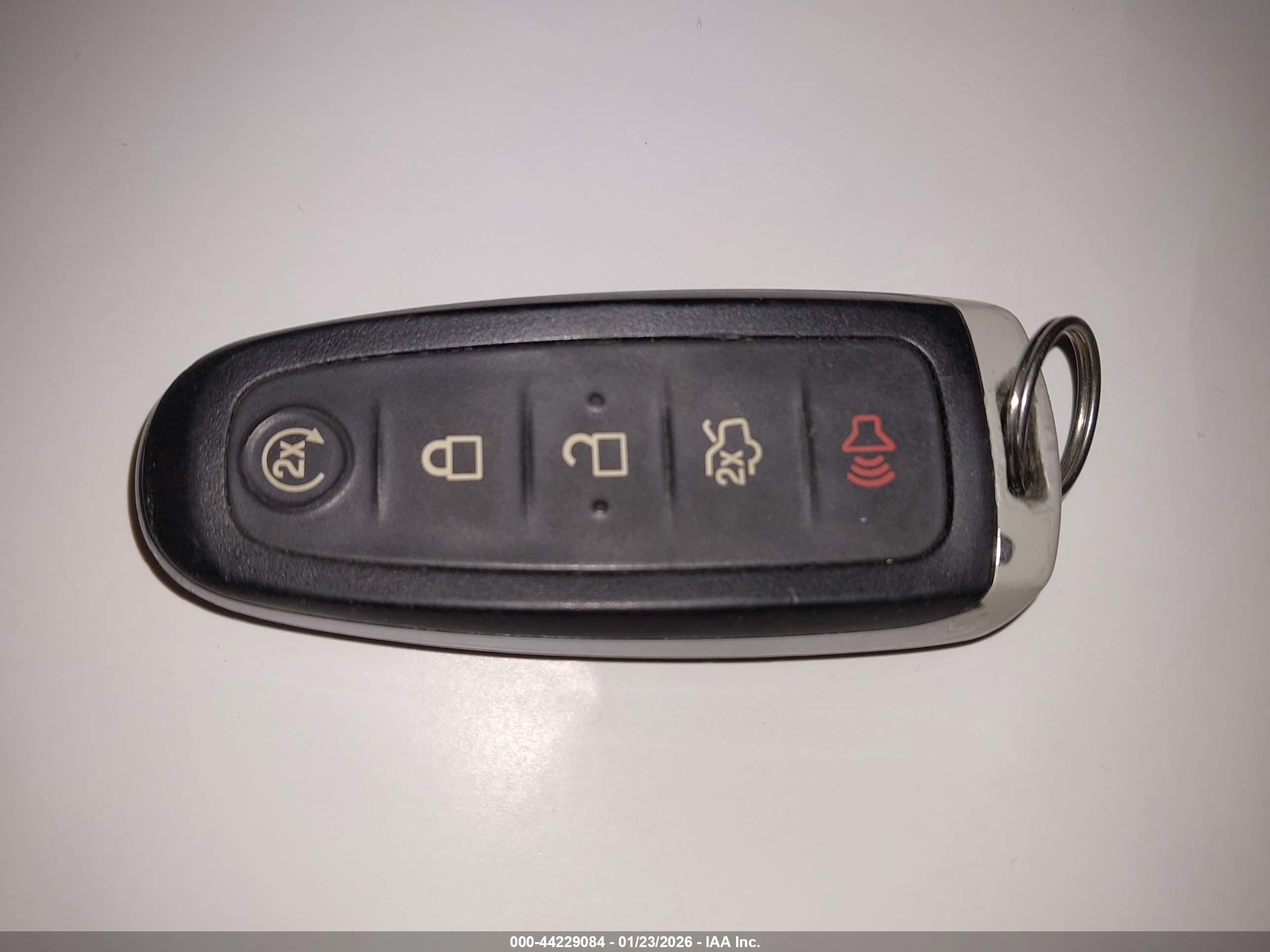 FORD EXPLORER image 11