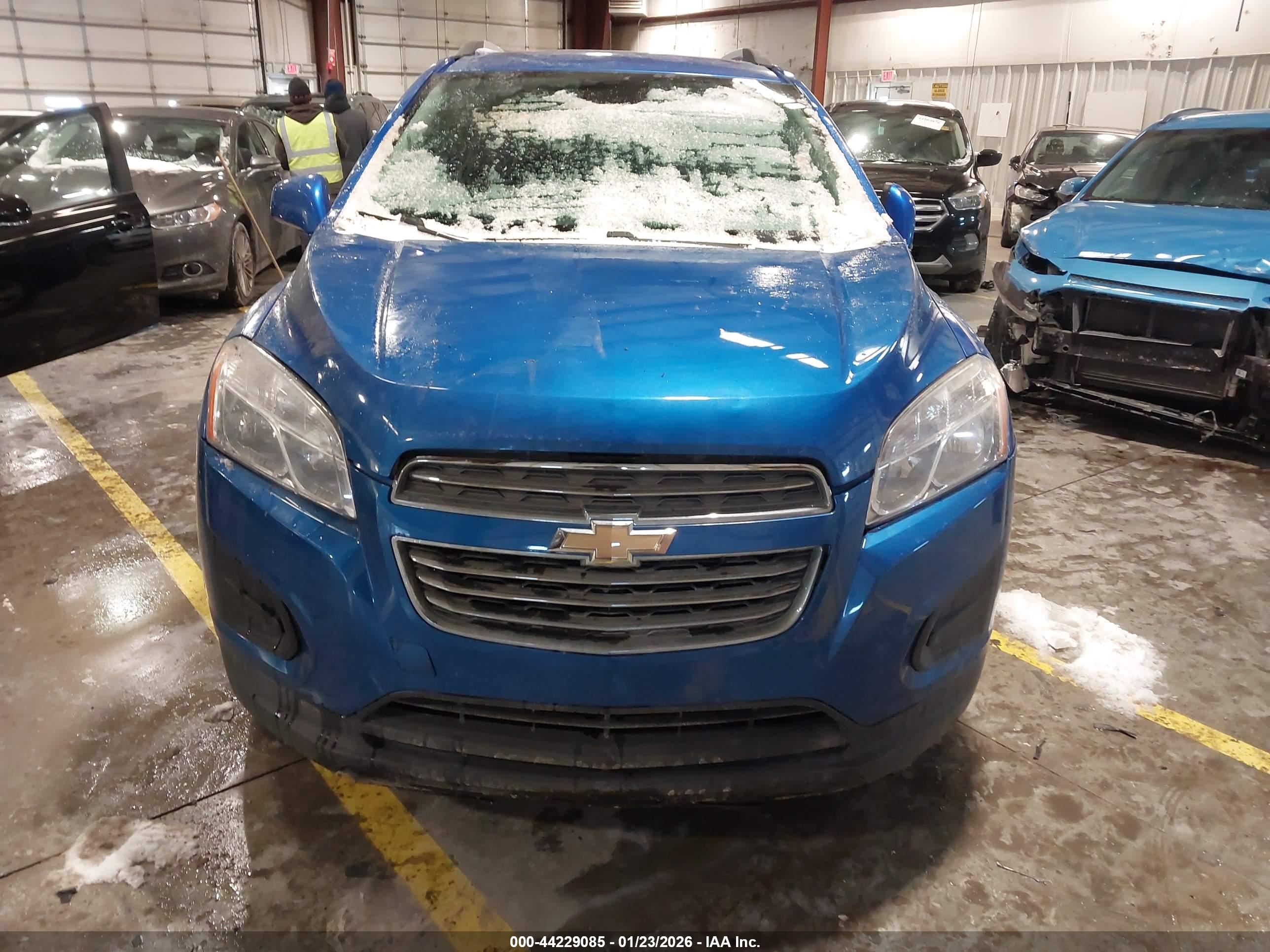 CHEVROLET TRAX image 6