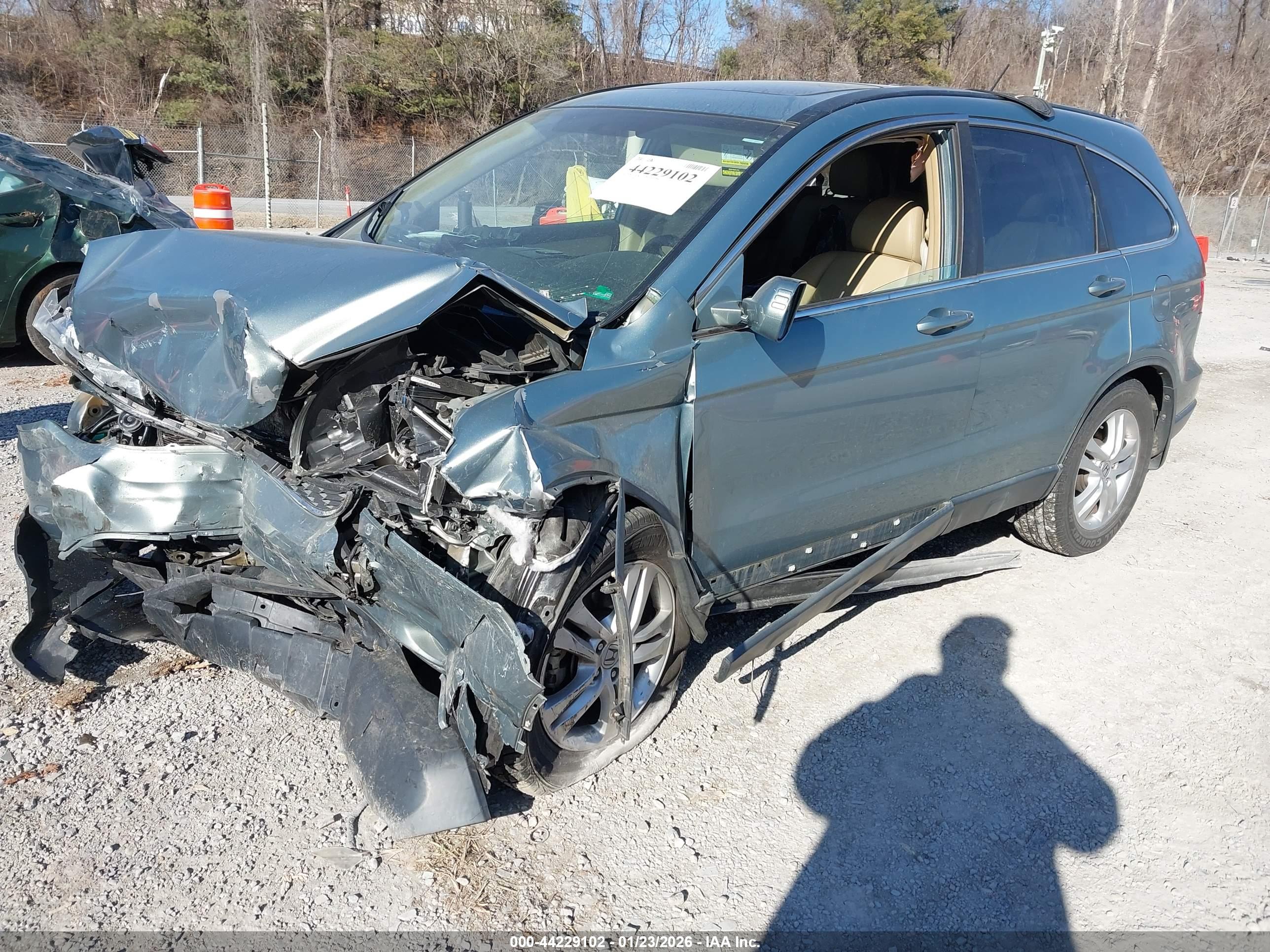 HONDA CR-V image 2