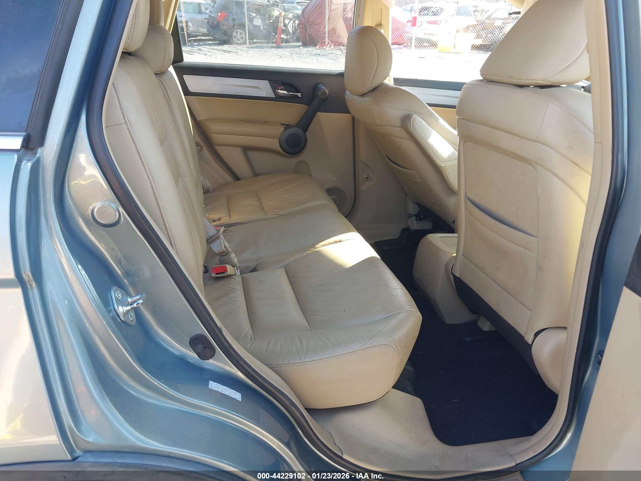 HONDA CR-V image 8