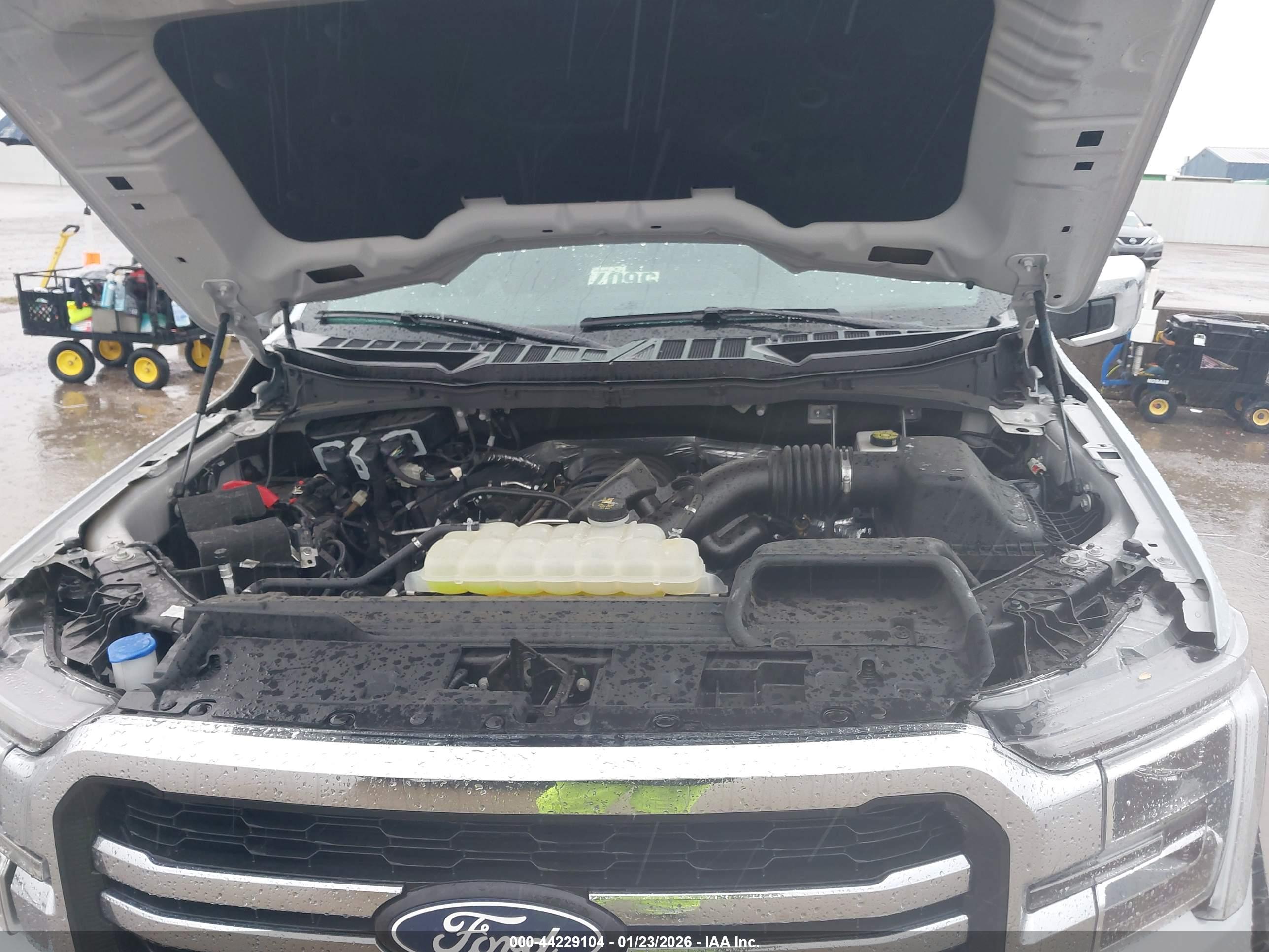 FORD F-150 image 10