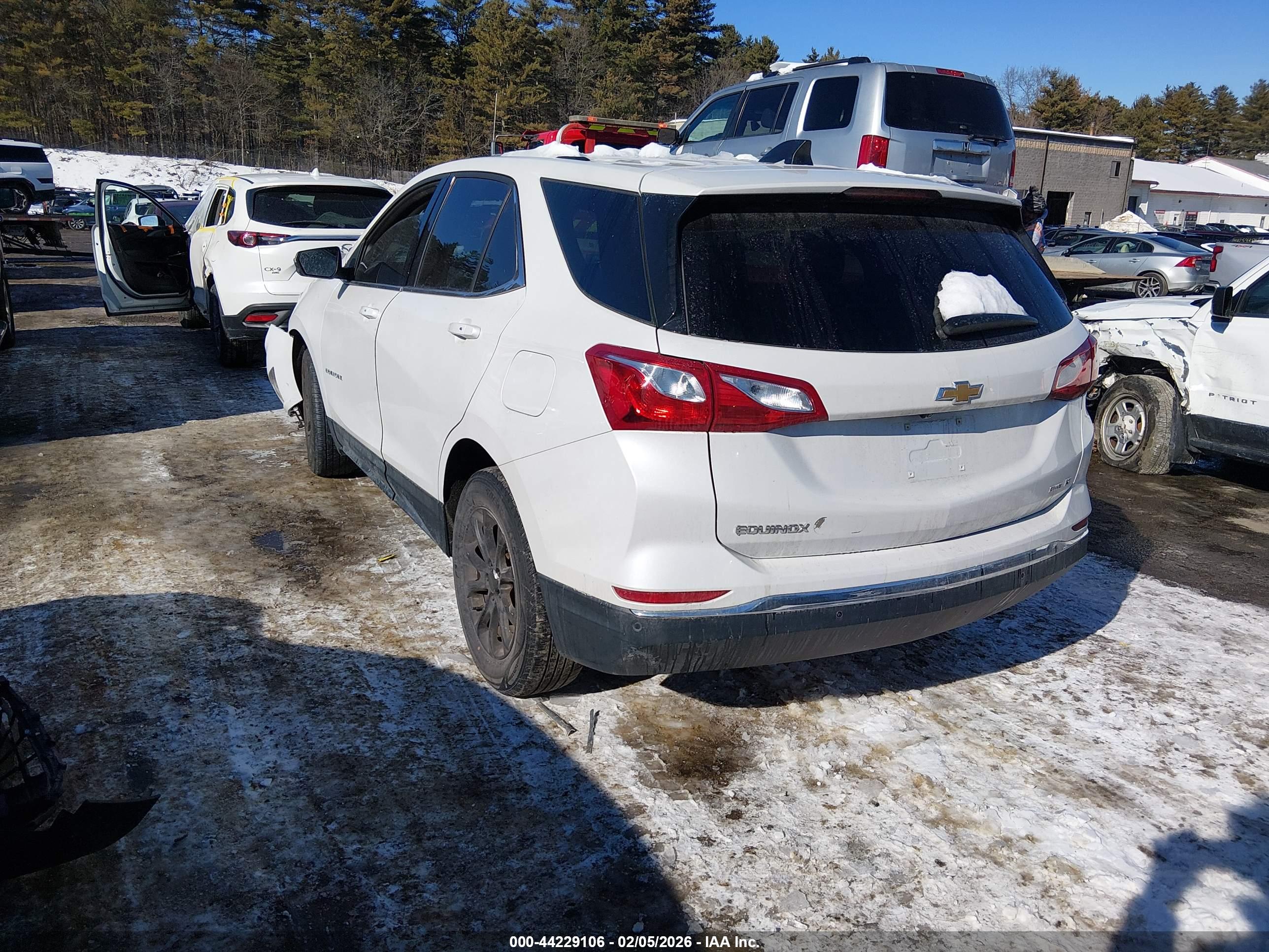 CHEVROLET EQUINOX image 3