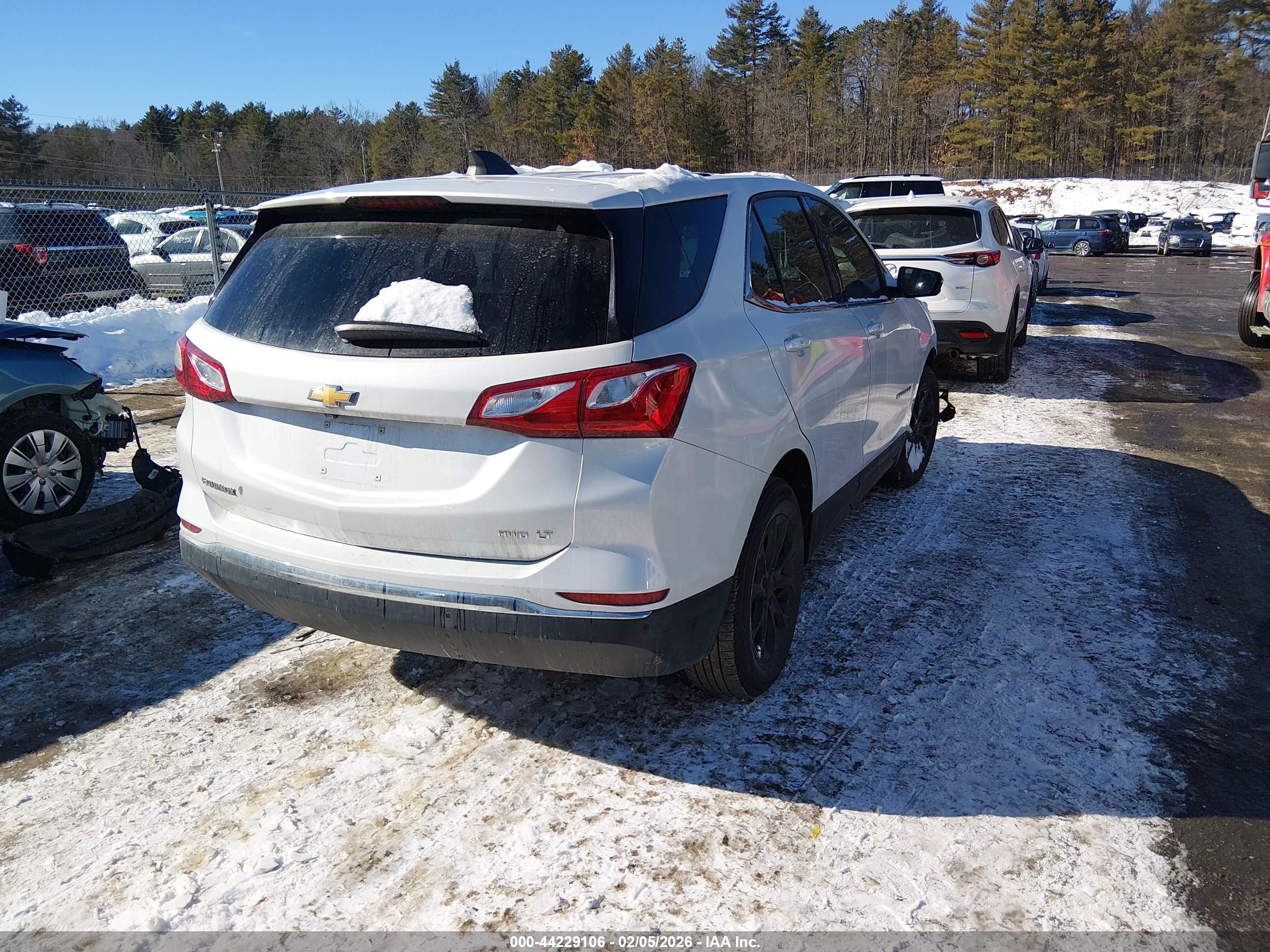CHEVROLET EQUINOX image 4