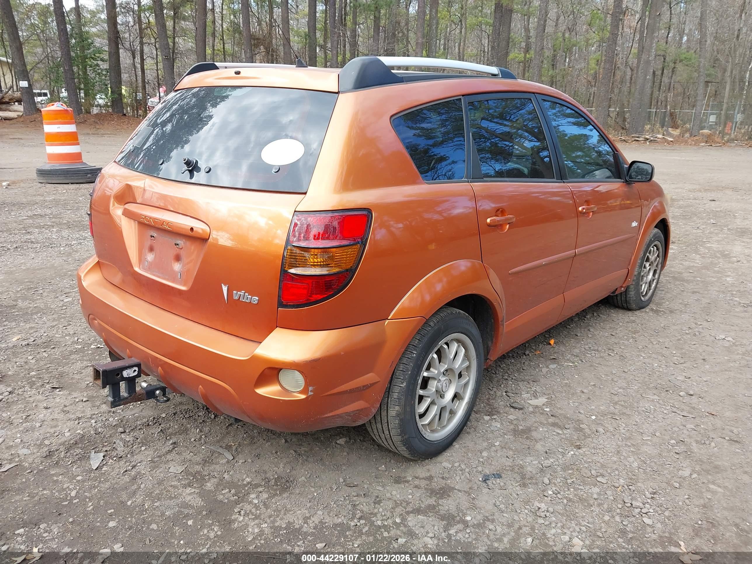 PONTIAC VIBE image 4