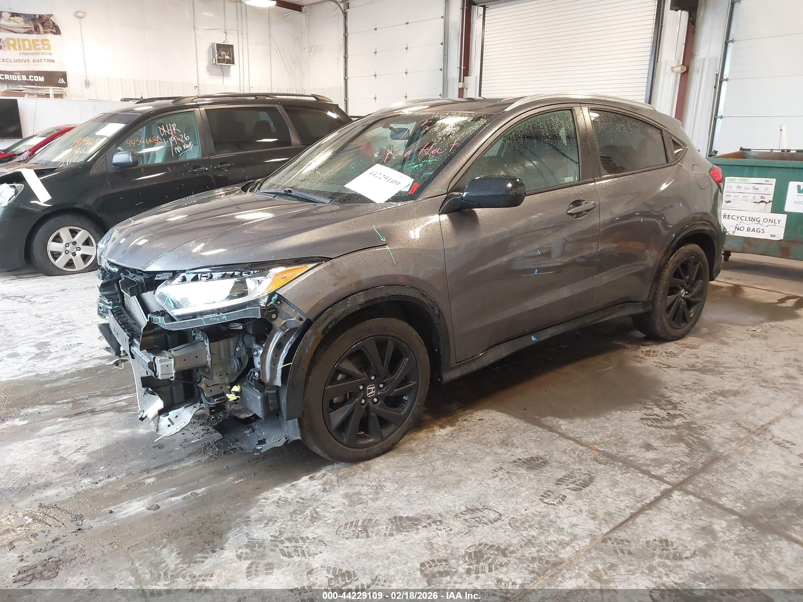 HONDA HR-V image 2