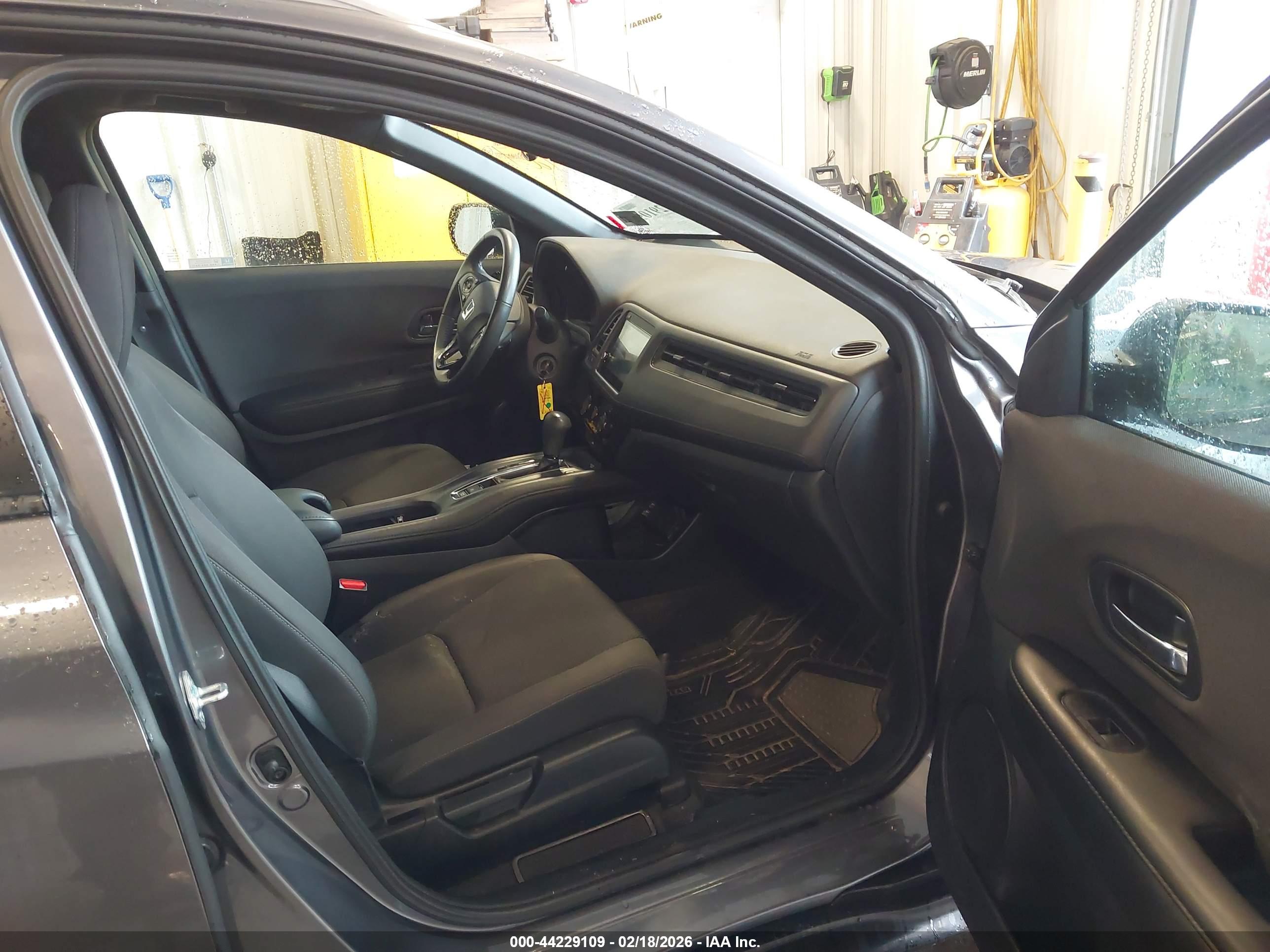 HONDA HR-V image 5