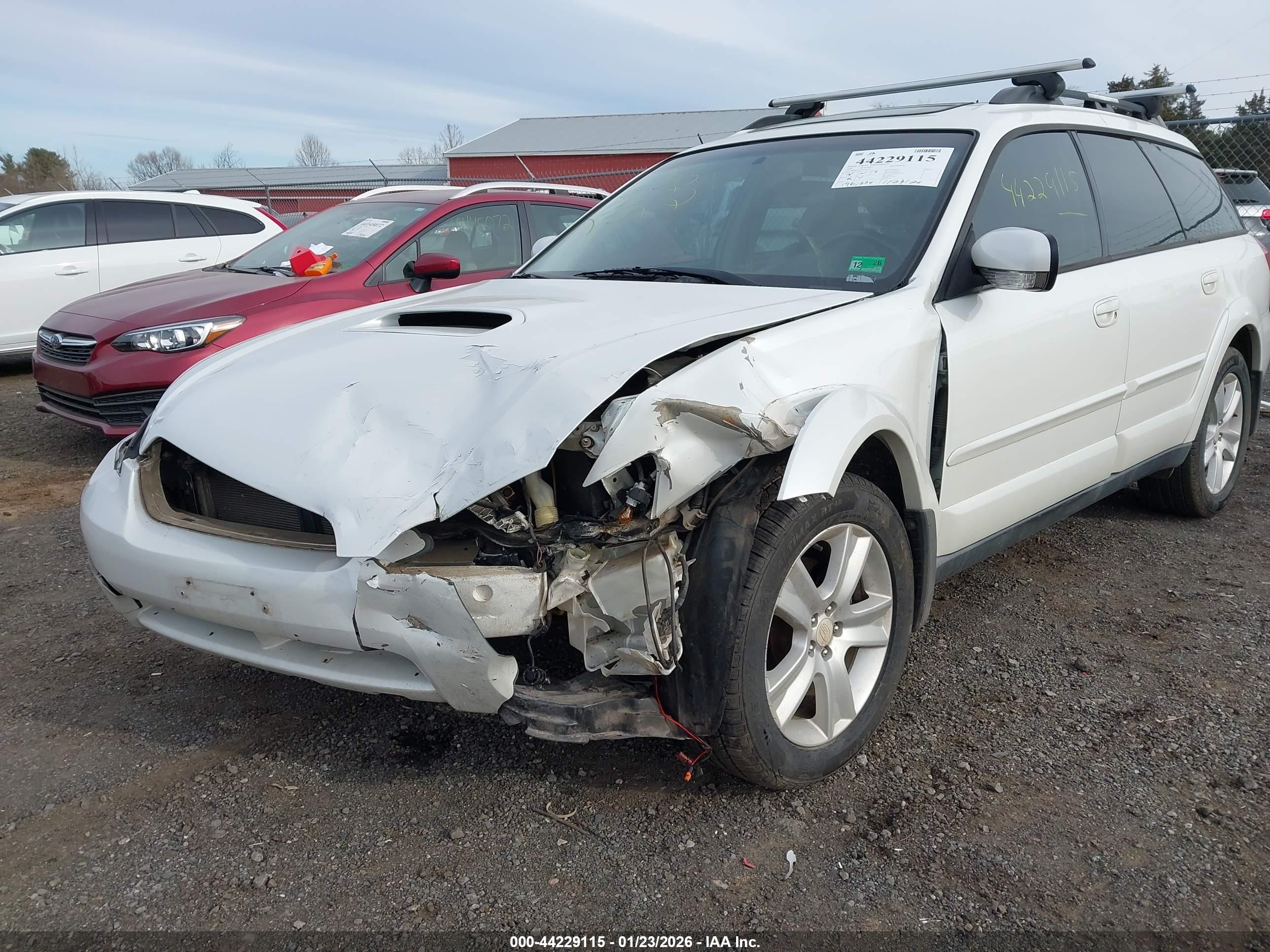 SUBARU OUTBACK image 6